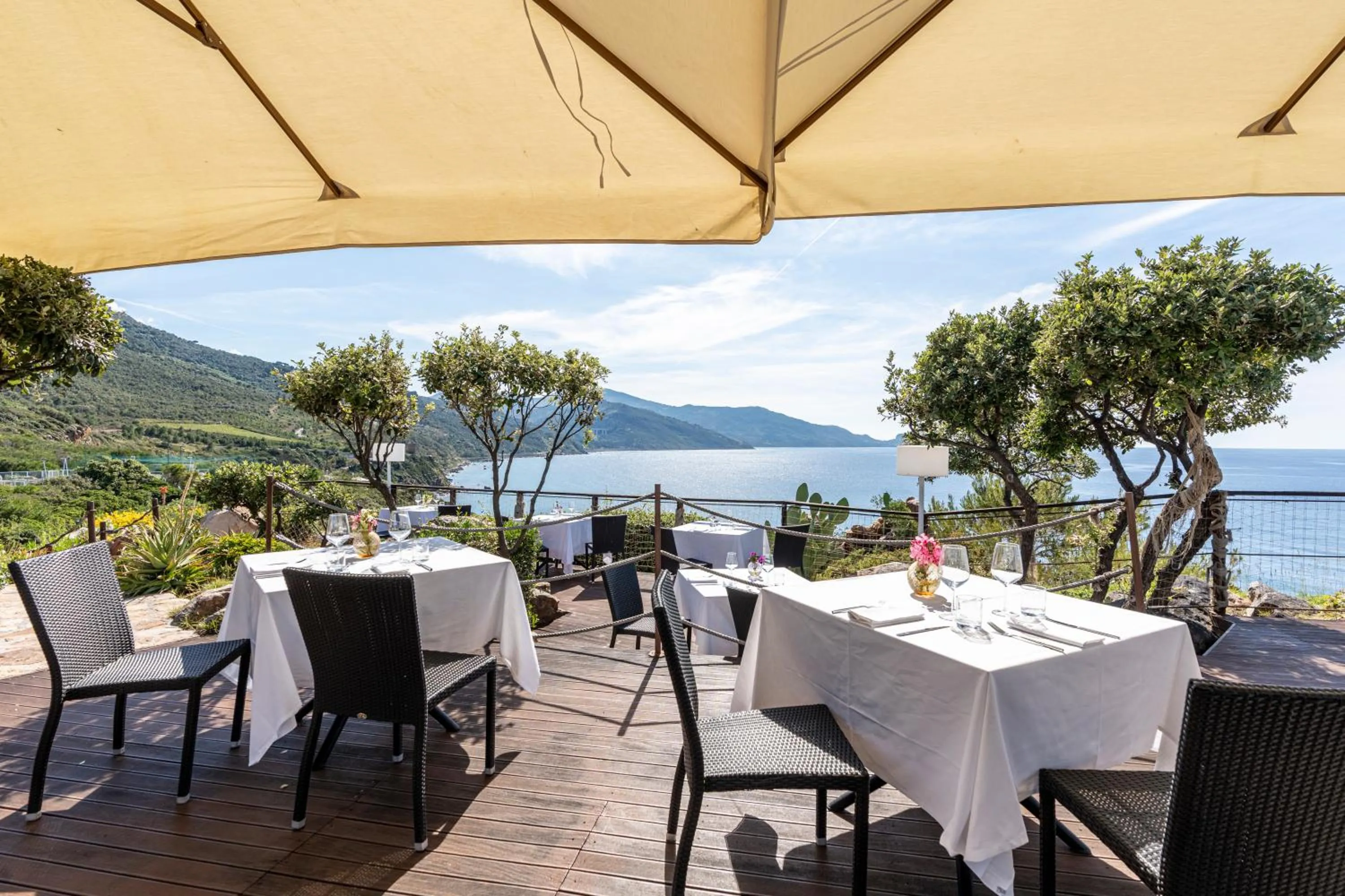 Restaurant/places to eat in Mangia's Pollina Resort