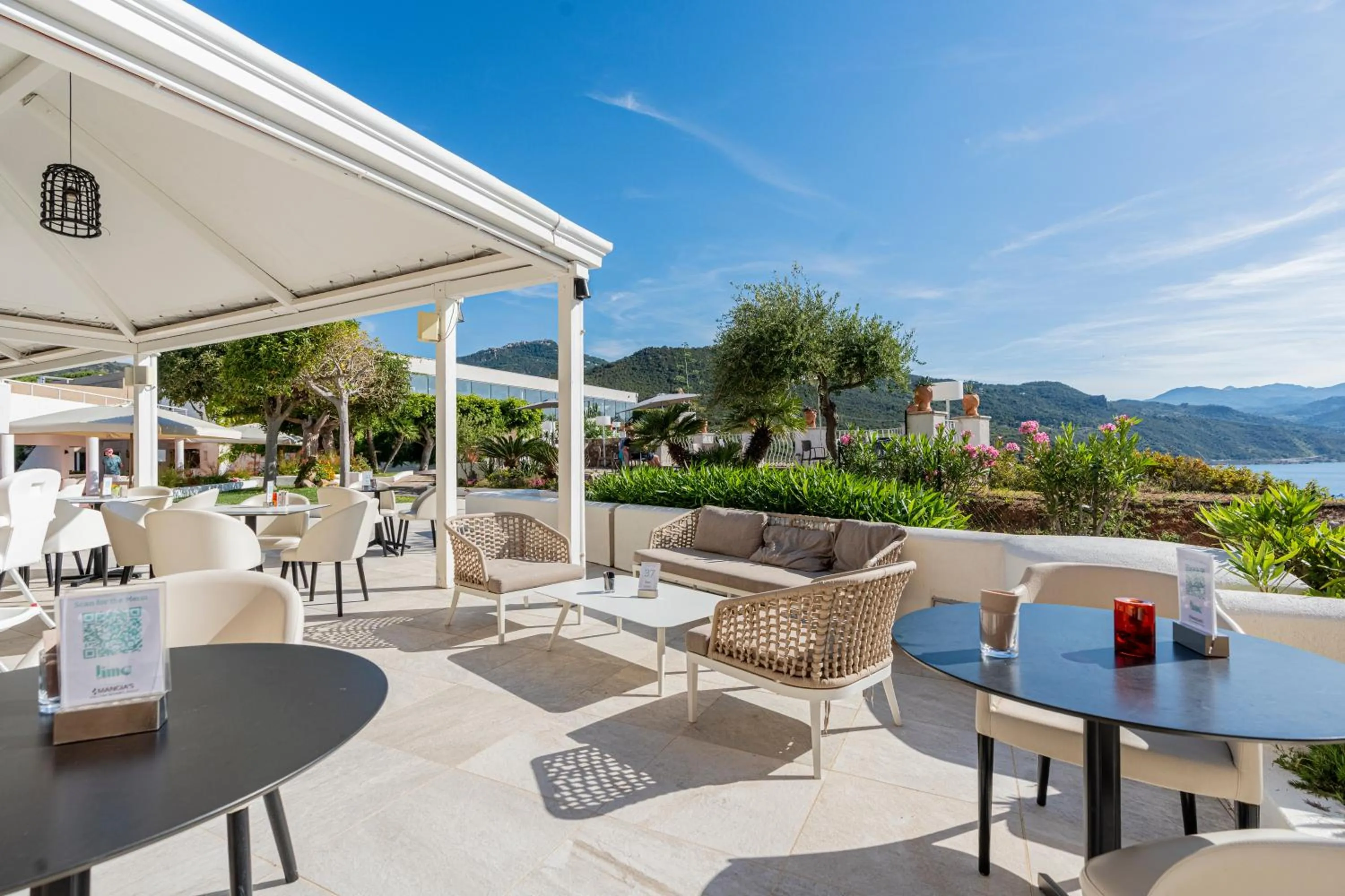 Restaurant/places to eat in Mangia's Pollina Resort