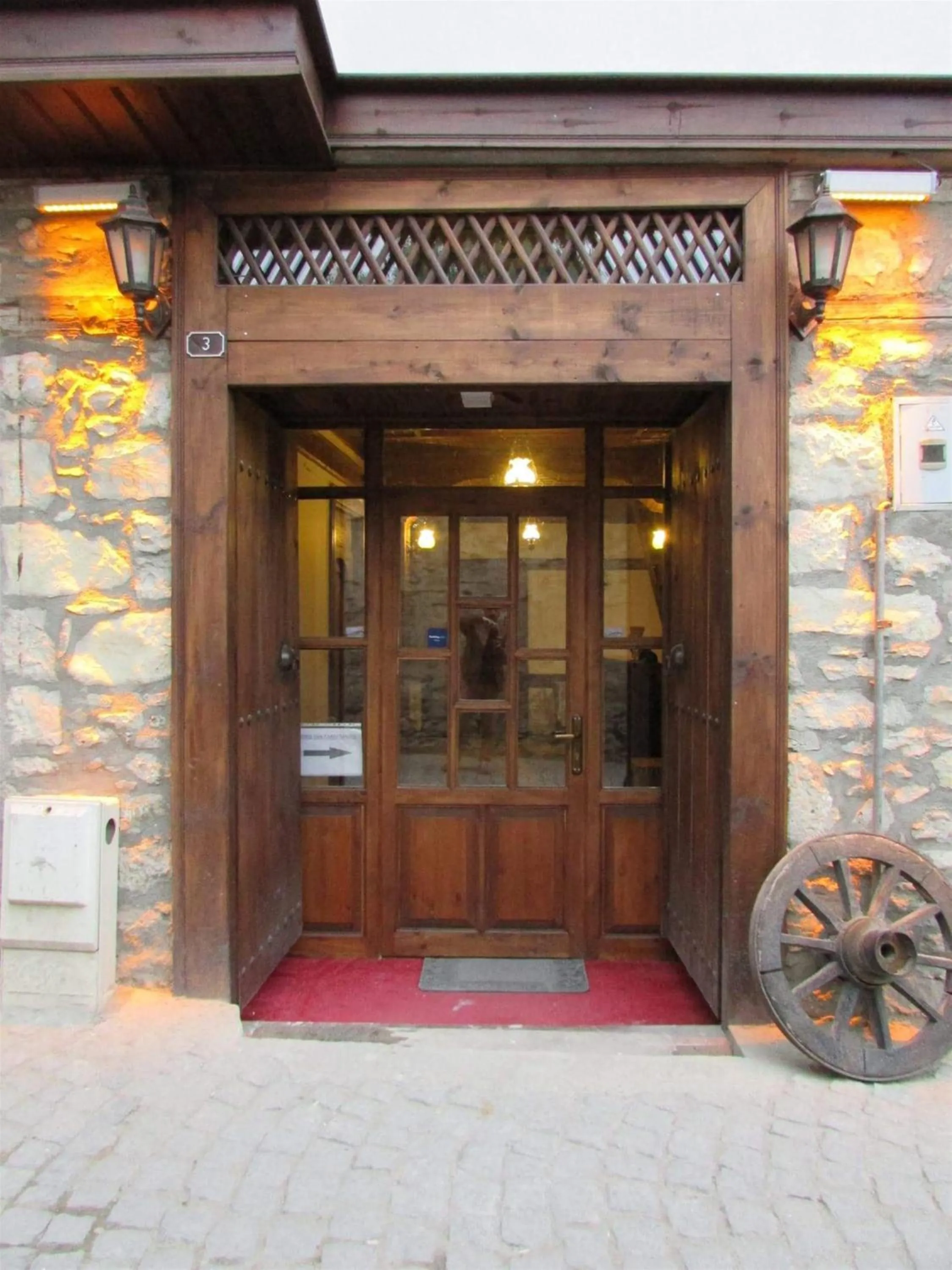 Property building in Yorgancıoglu Konak