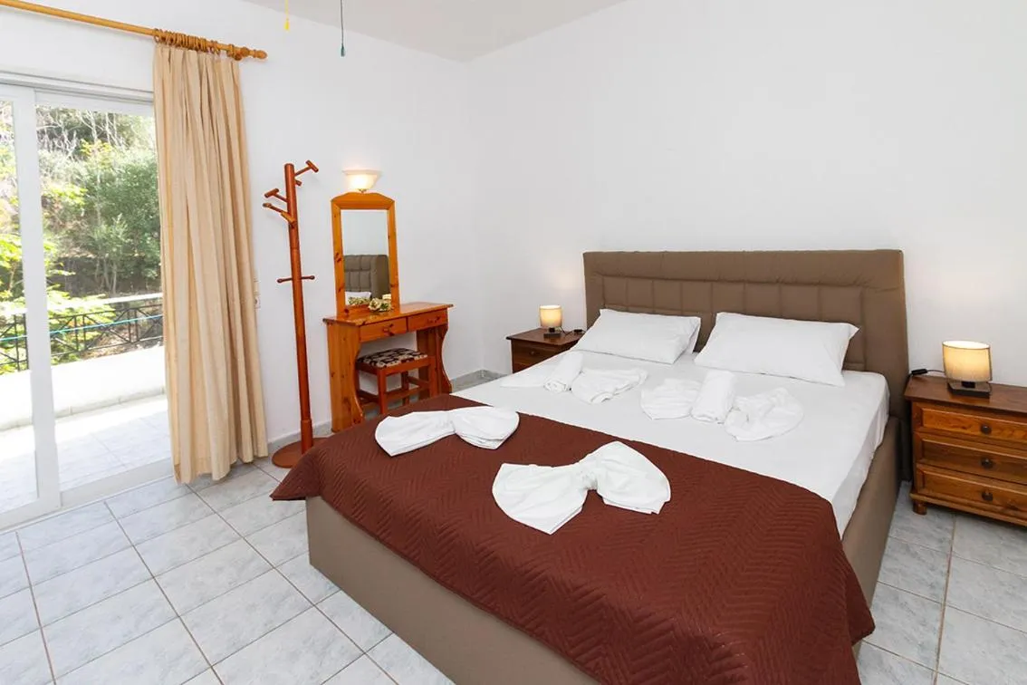 Bedroom, Bed in Pagona Hotel