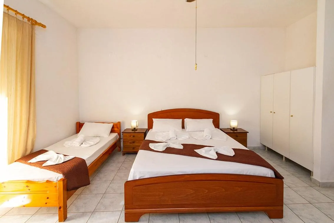 Bedroom, Bed in Pagona Hotel