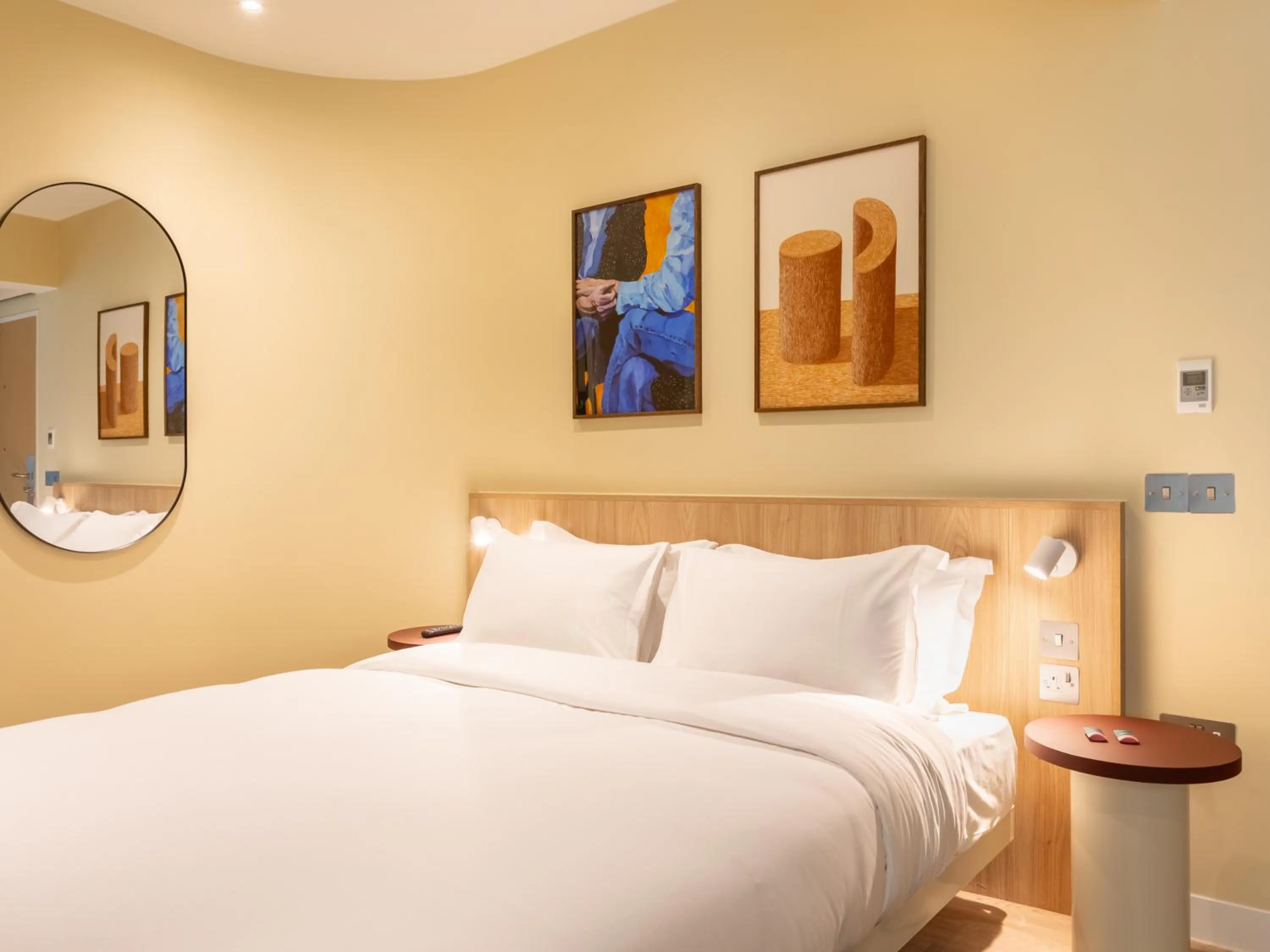 Bed in Numa Brighton Pavilion