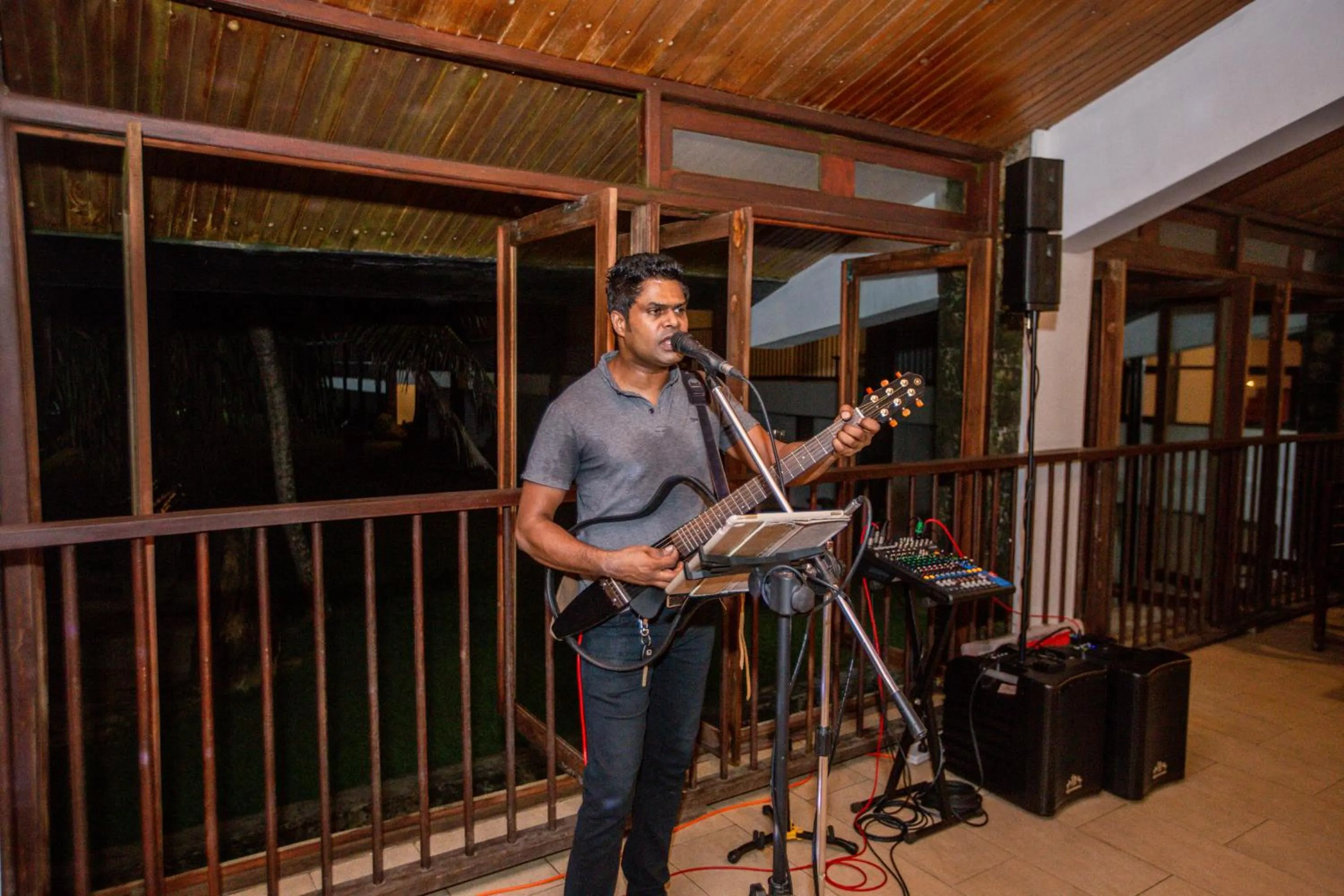 Evening entertainment in The Long Beach Resort & Spa