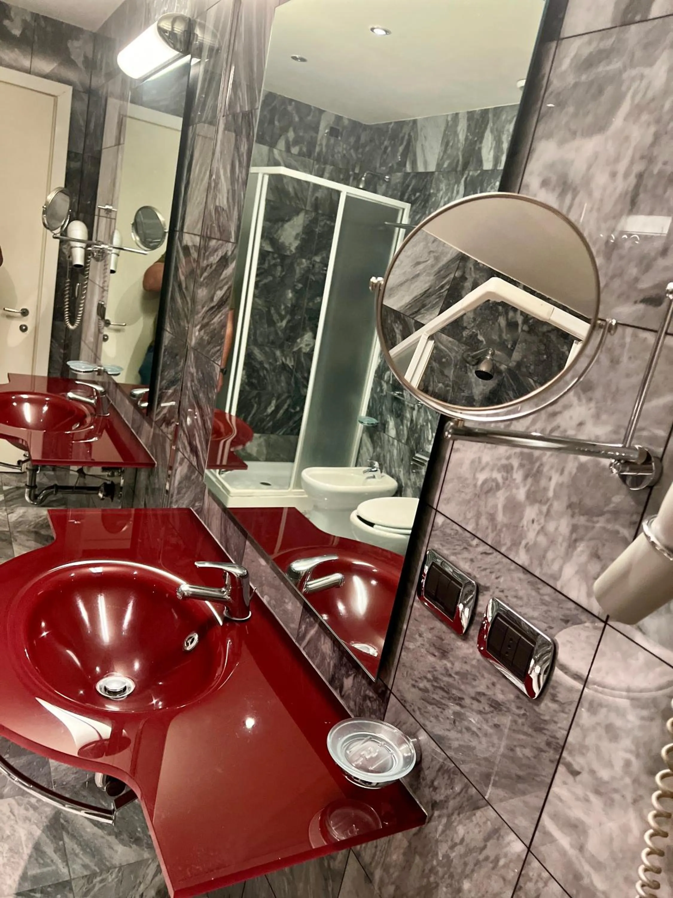 Bathroom in Hotel La Fenice