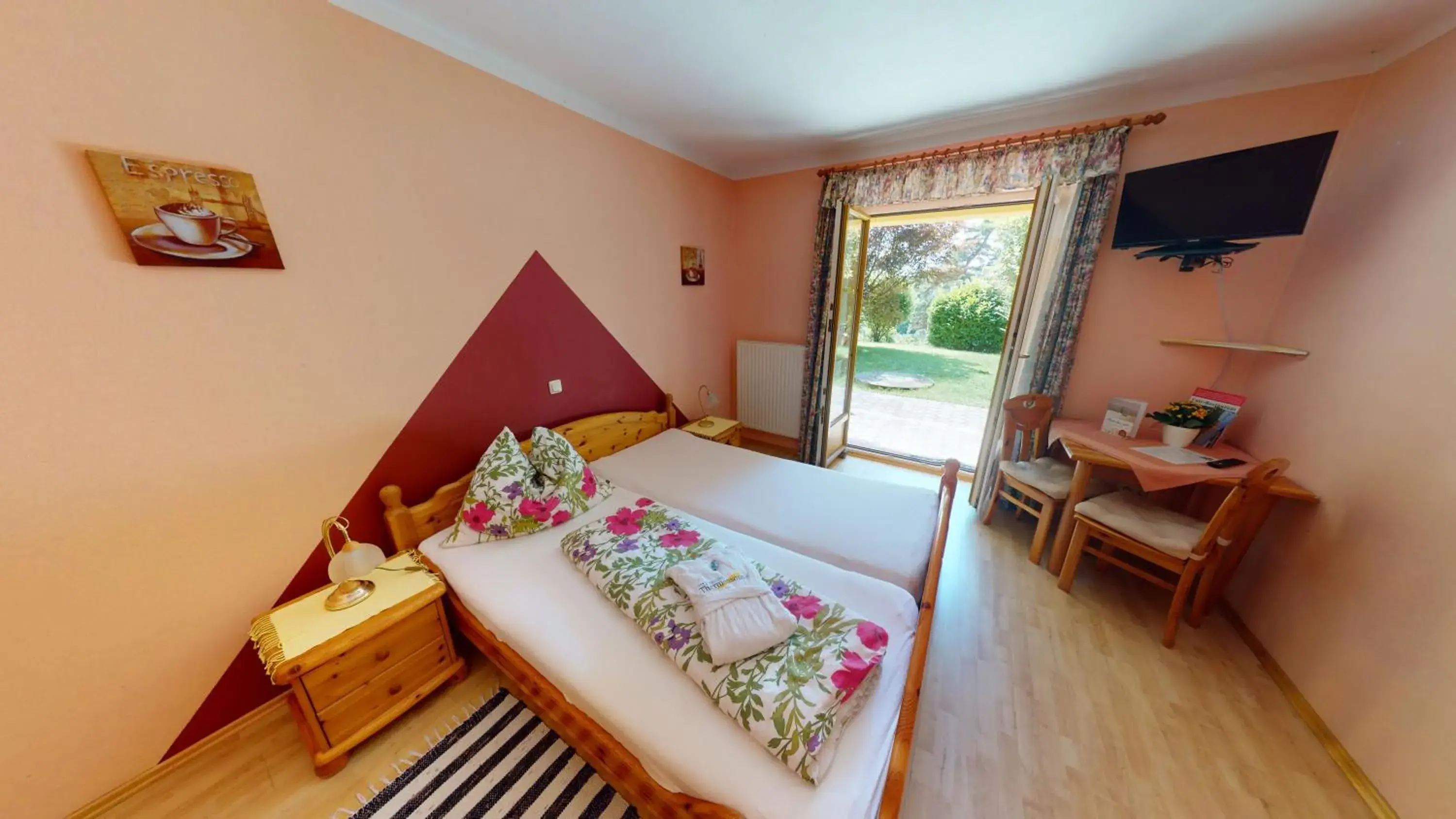 Single Room - single occupancy in Pension Thermensonne Single Room - single occupancy in Pension Thermensonne
