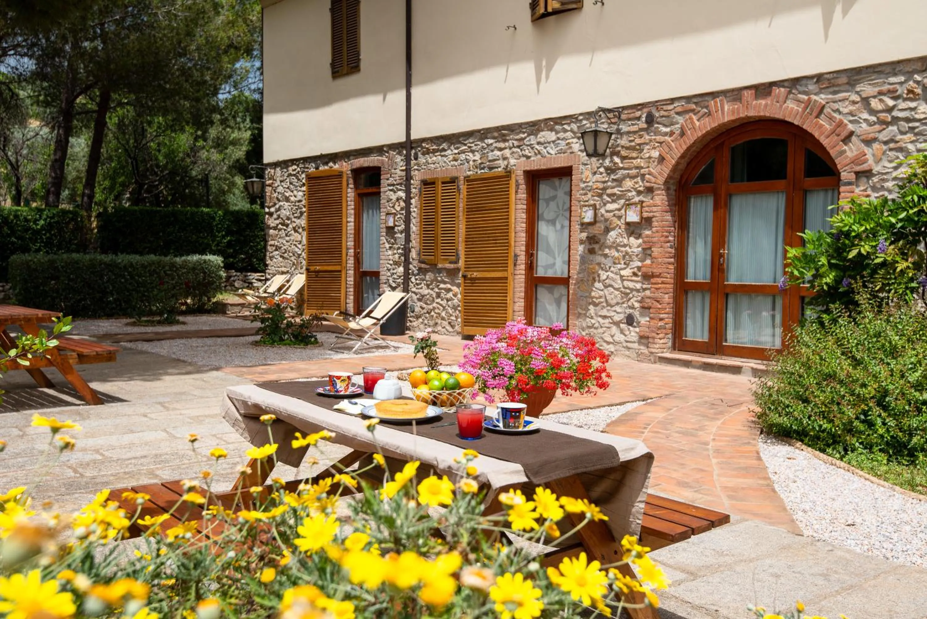 Facade/entrance in Dolce Vita