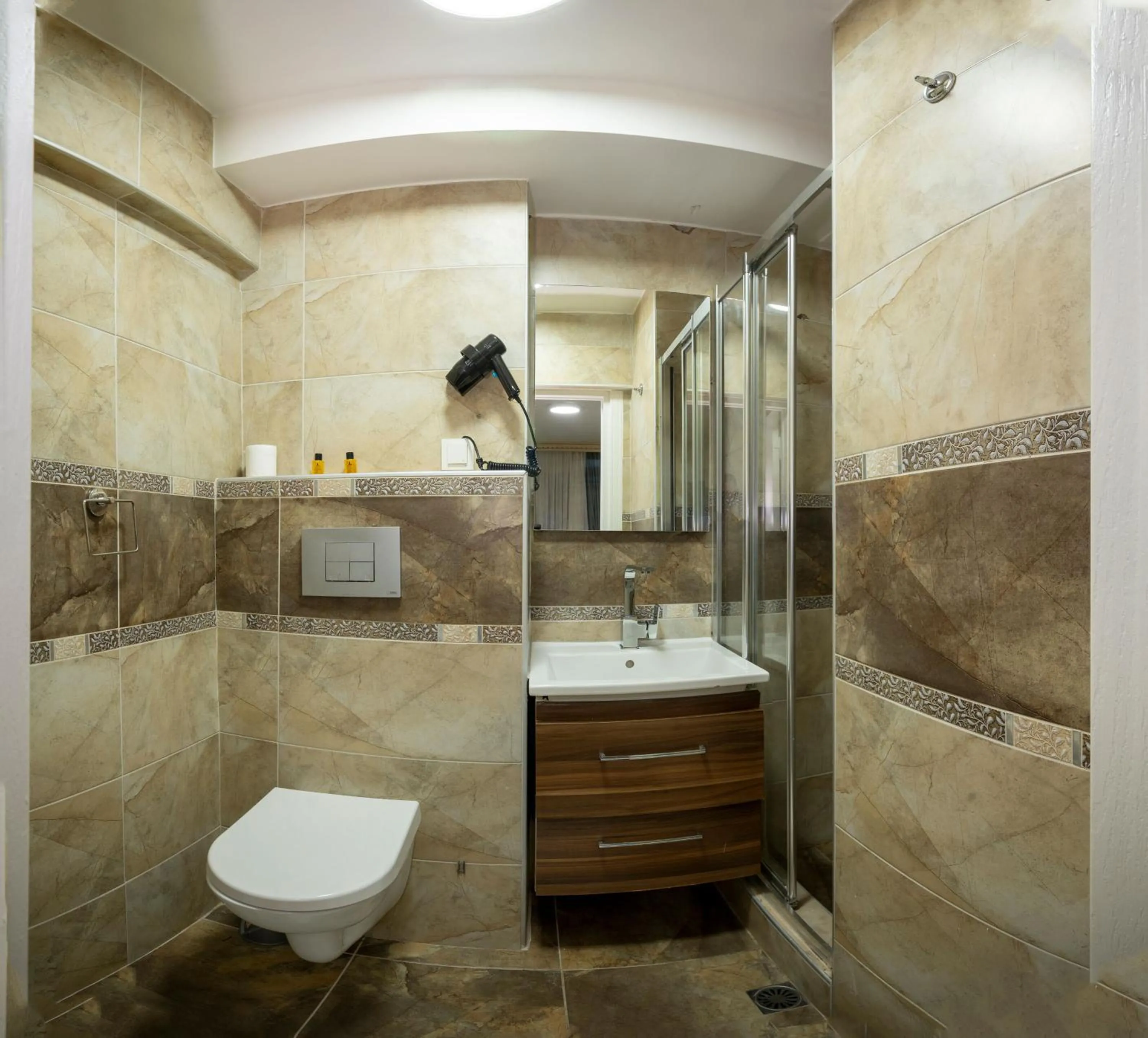 Bathroom in Hotel Melita