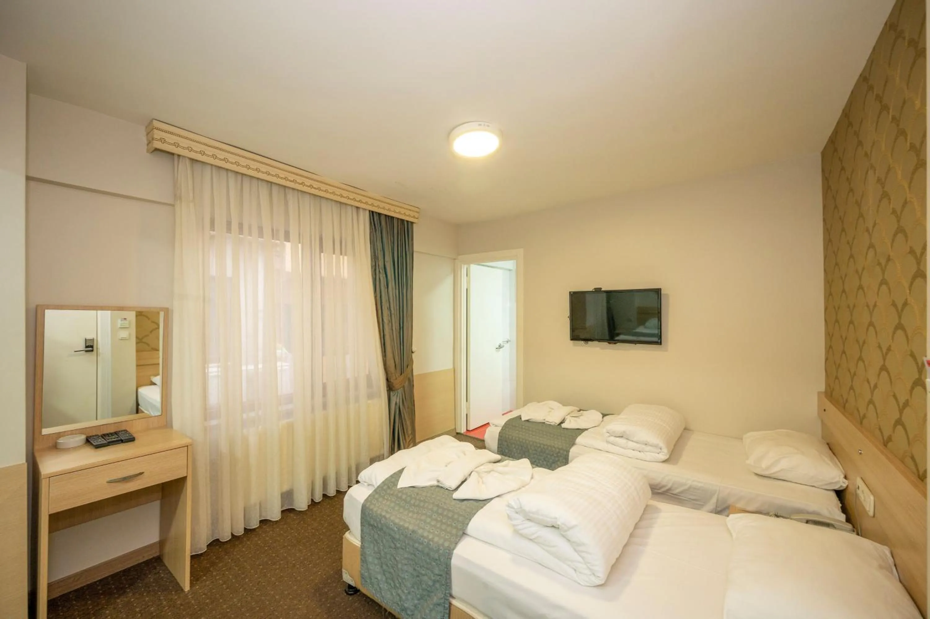 Photo of the whole room, Bed in Hotel Melita