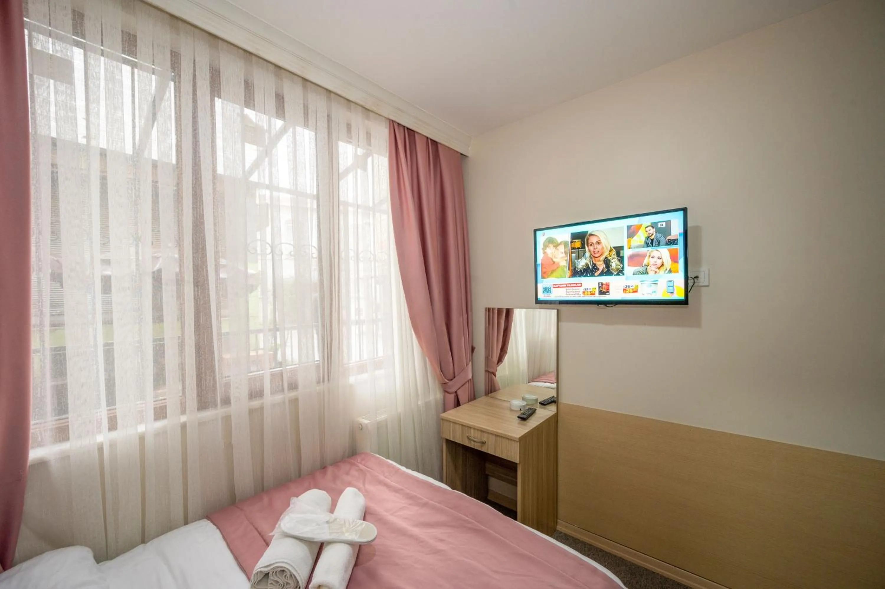 TV and multimedia, Bed in Hotel Melita