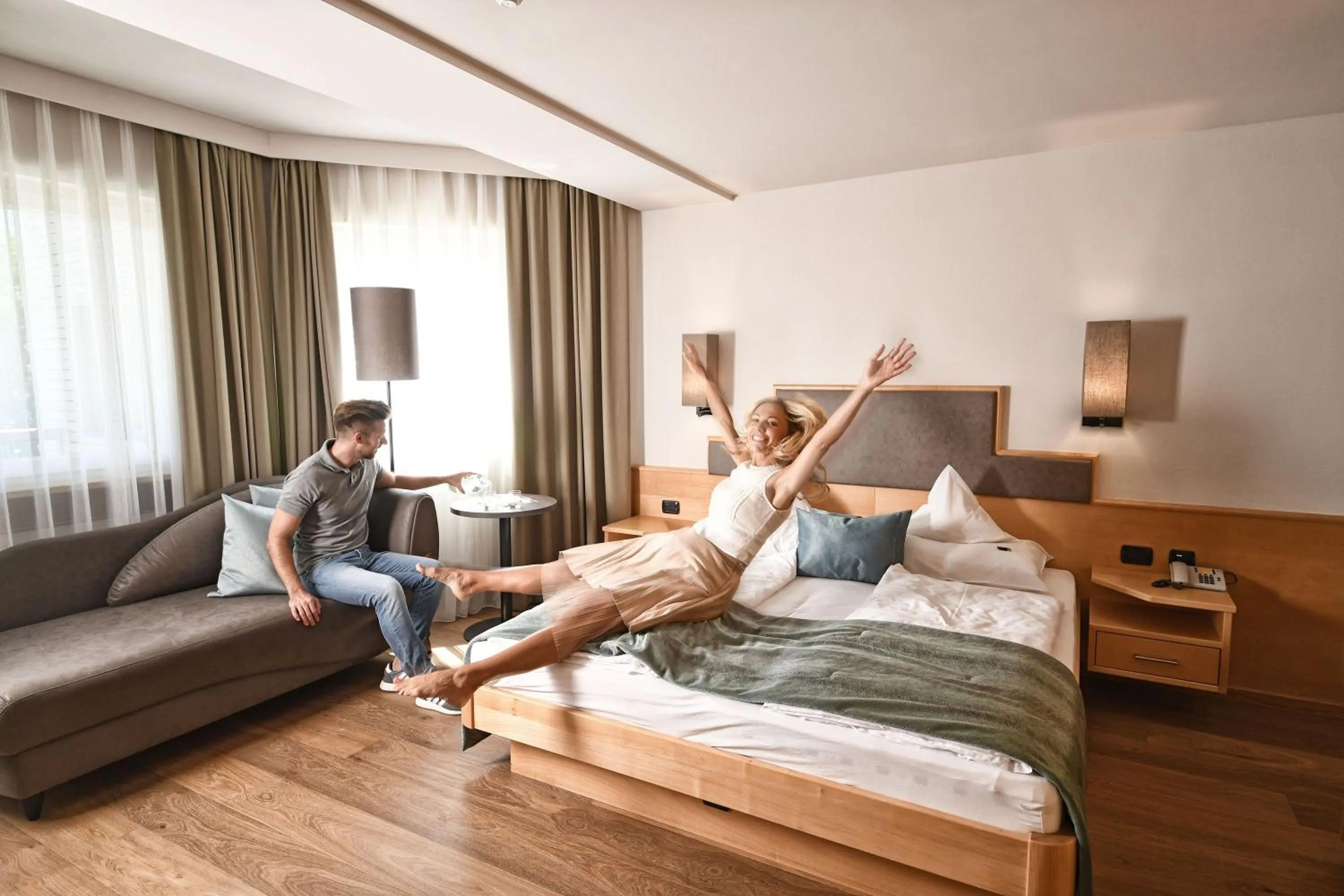 Photo of the whole room, Bed in Hotel Das Stachelburg