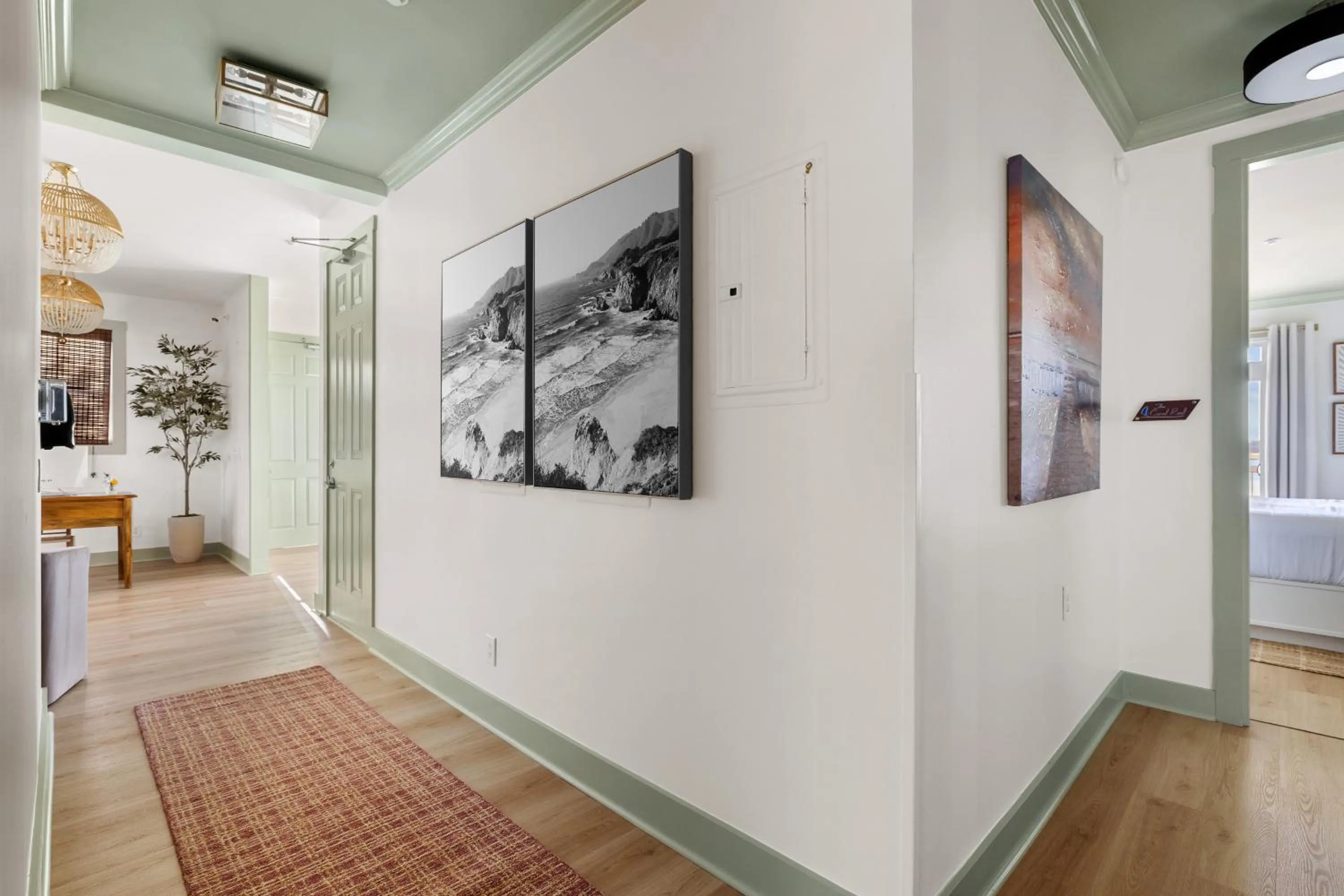 Property building in Regatta Inn - Adults Only