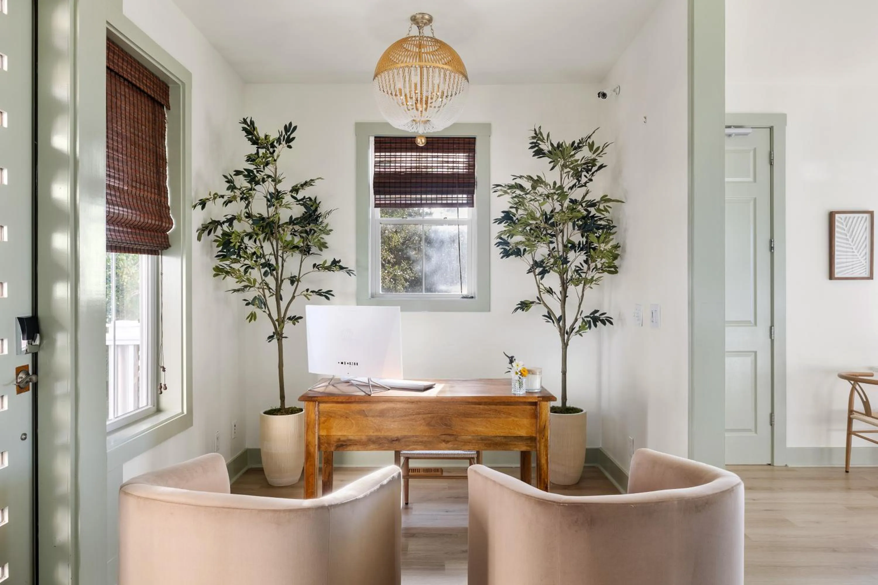 Lobby or reception in Regatta Inn - Adults Only