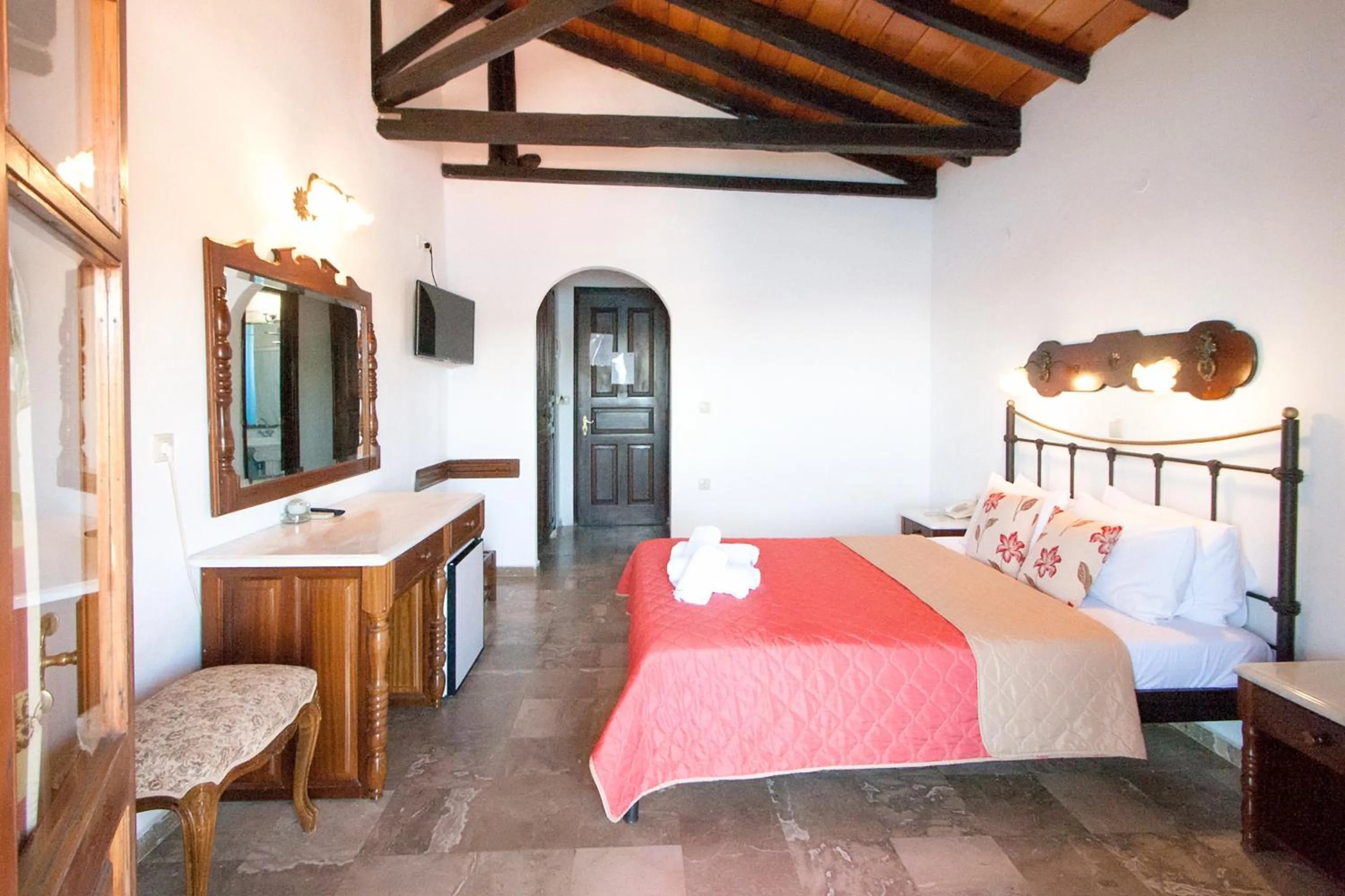 Photo of the whole room, Bed in Hotel Villa Orsa