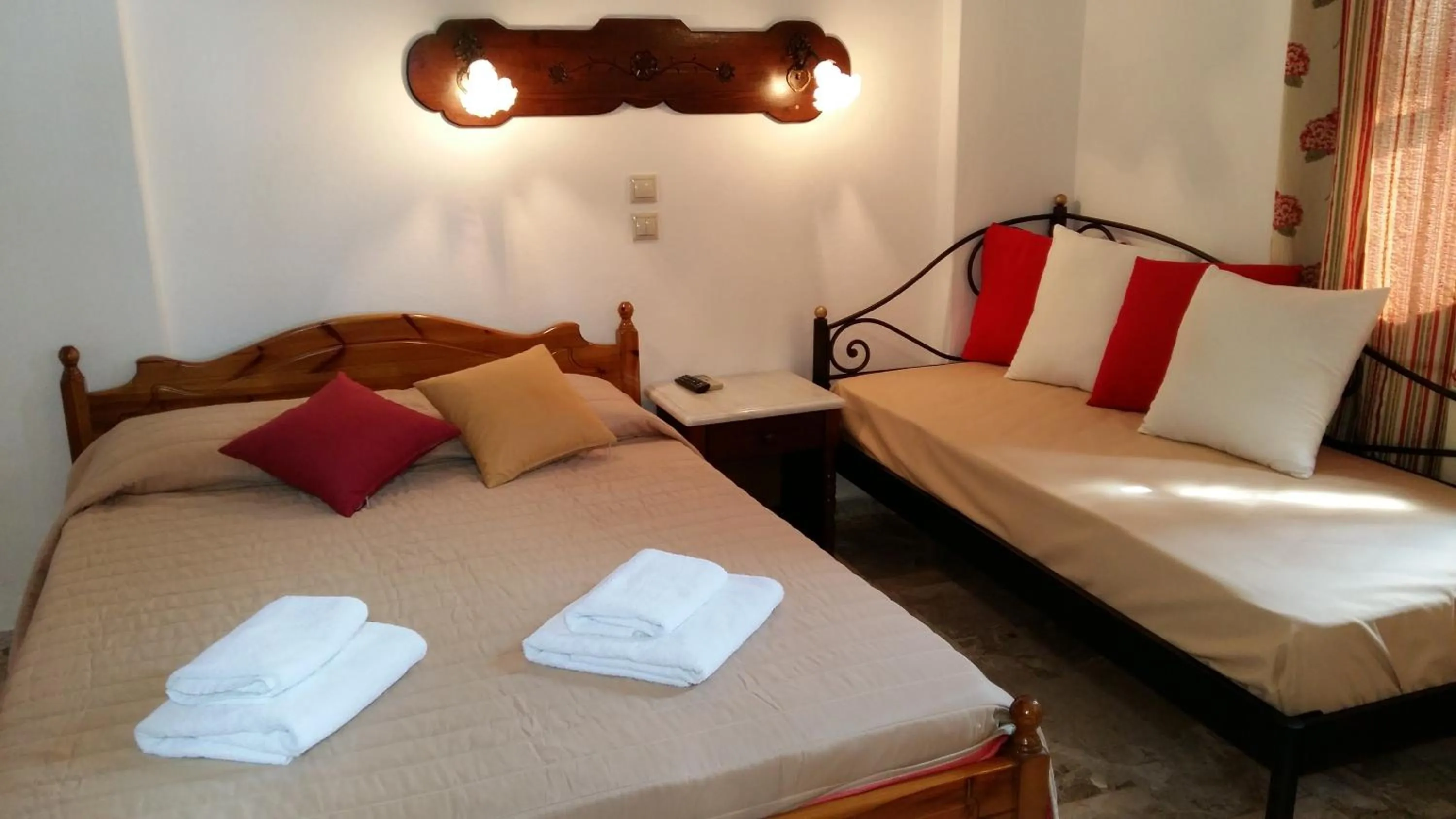 Photo of the whole room, Bed in Hotel Villa Orsa