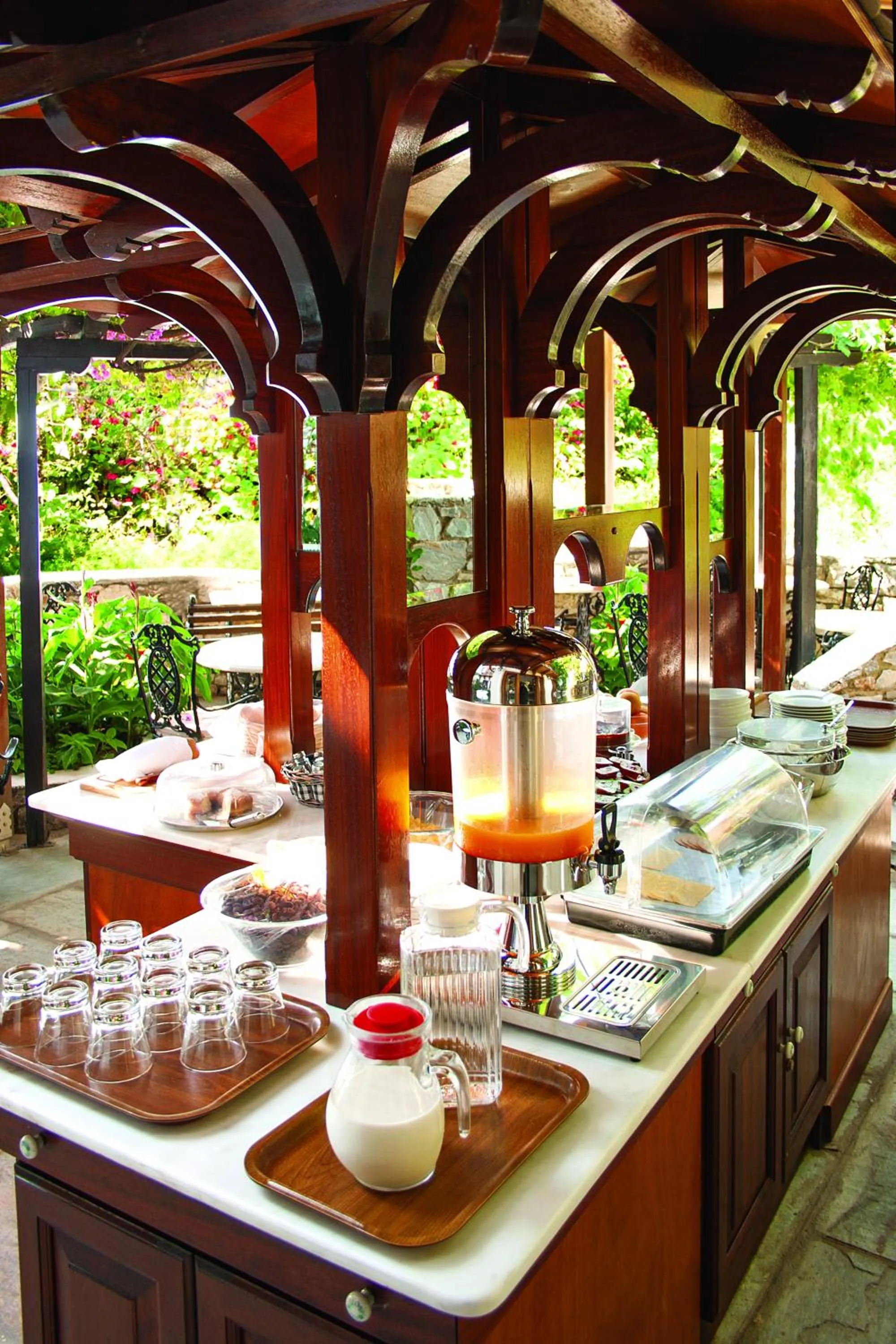 Buffet breakfast in Hotel Villa Orsa