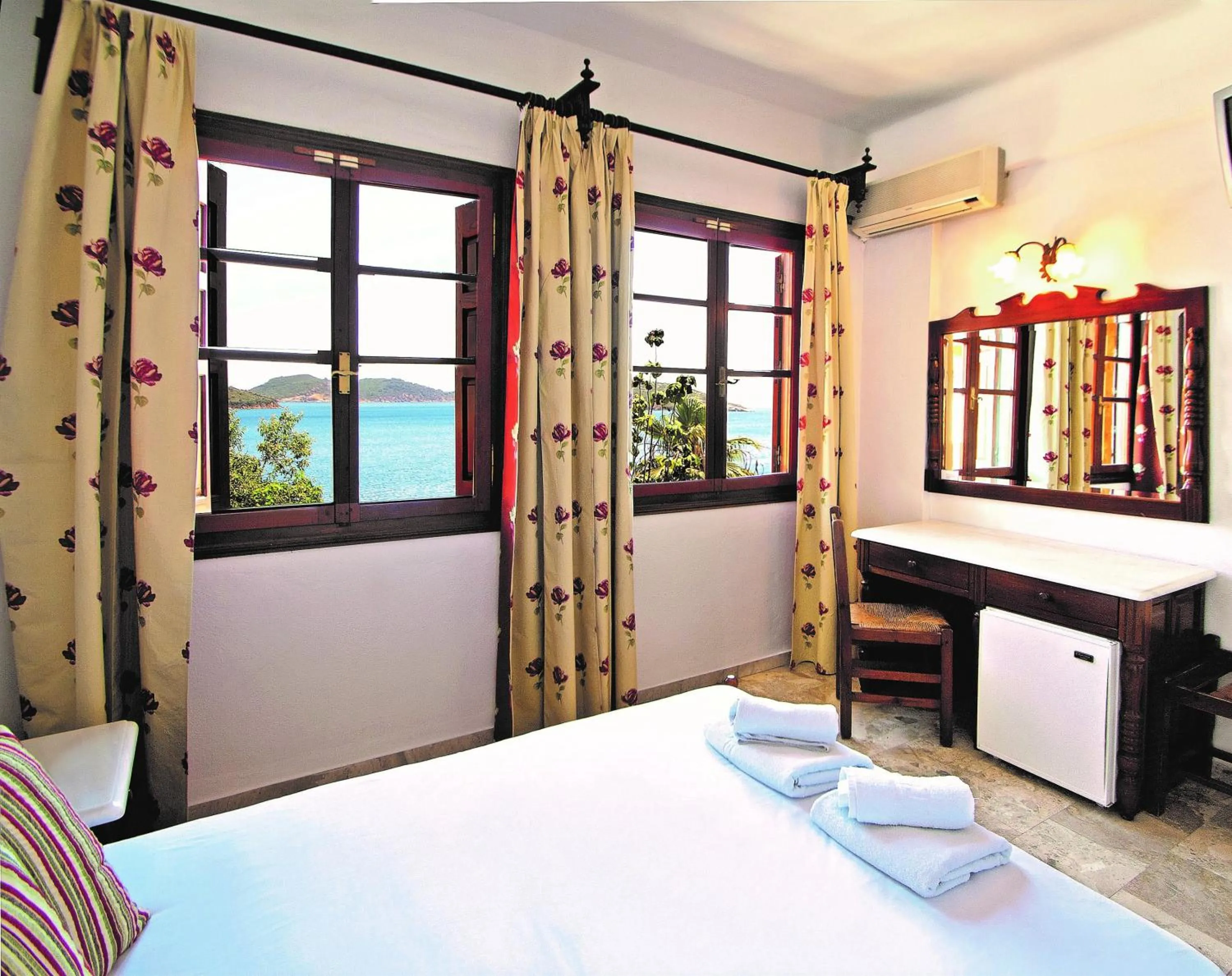 Photo of the whole room, Bed in Hotel Villa Orsa