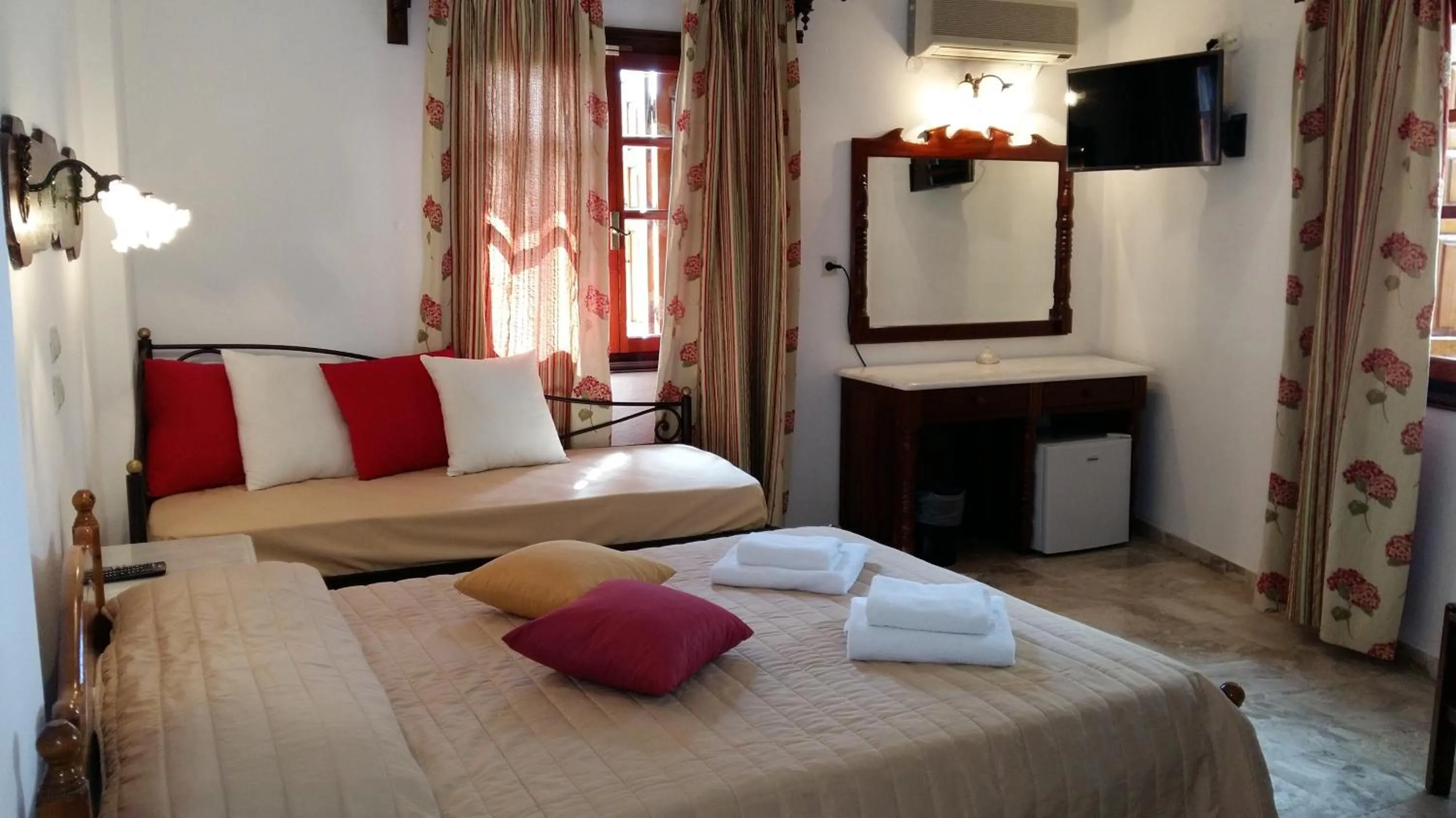 Bedroom, Bed in Hotel Villa Orsa