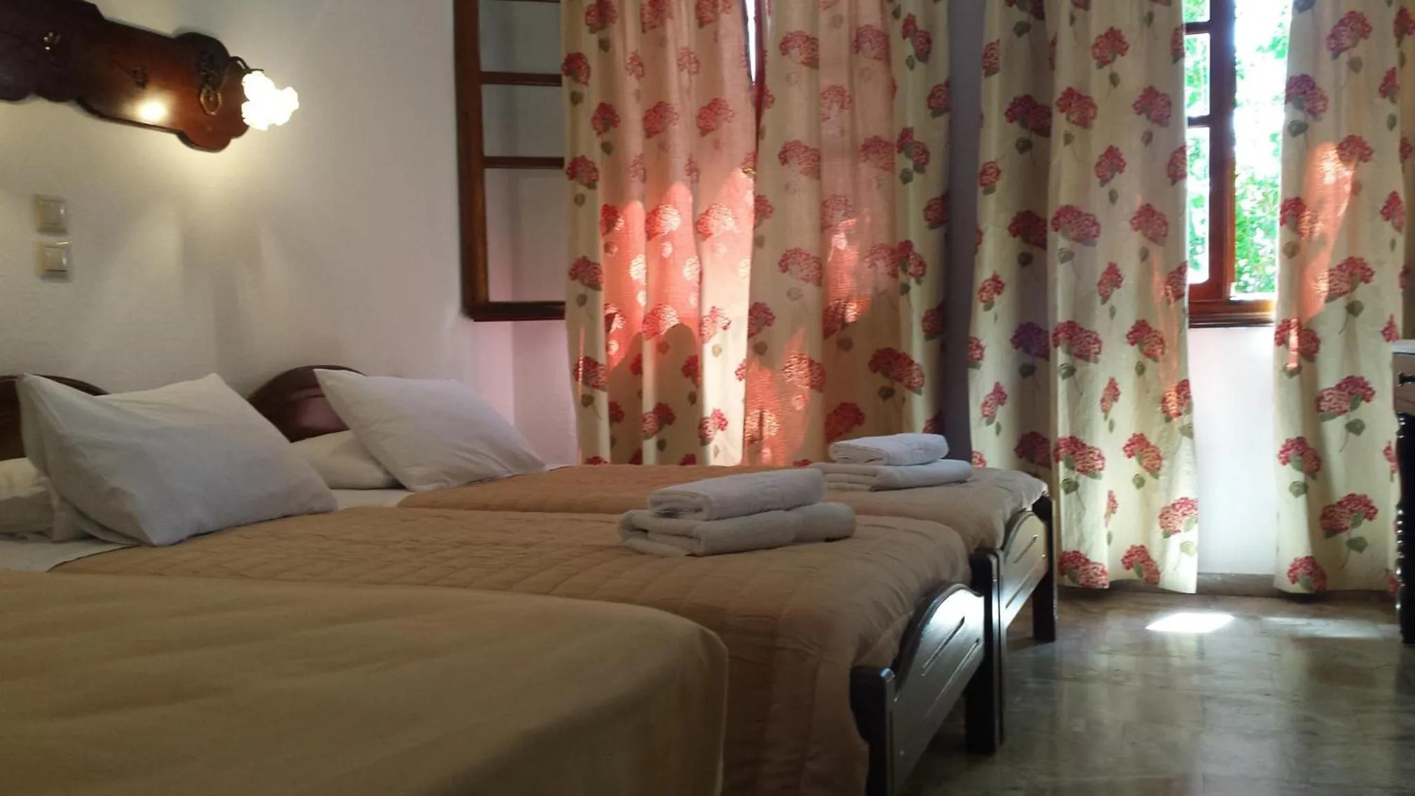 Photo of the whole room, Bed in Hotel Villa Orsa