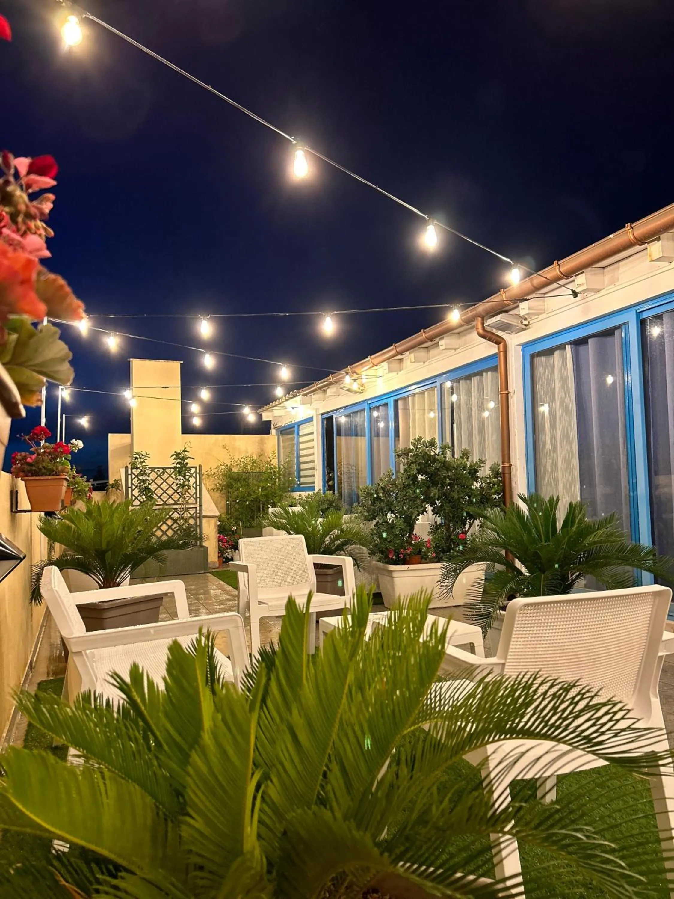 Restaurant/places to eat in Hotel Trinacria