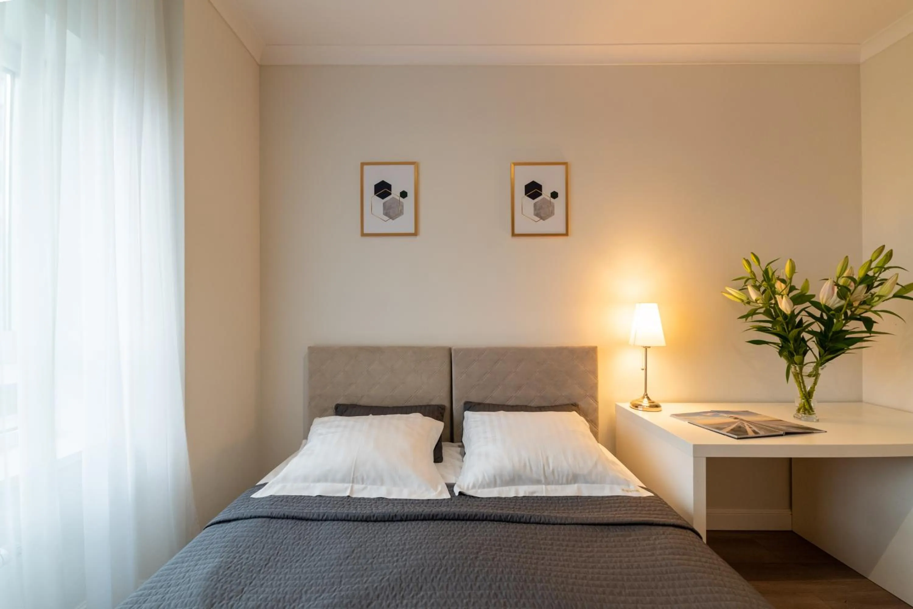 Bedroom, Bed in Platinum Towers E-Apartments