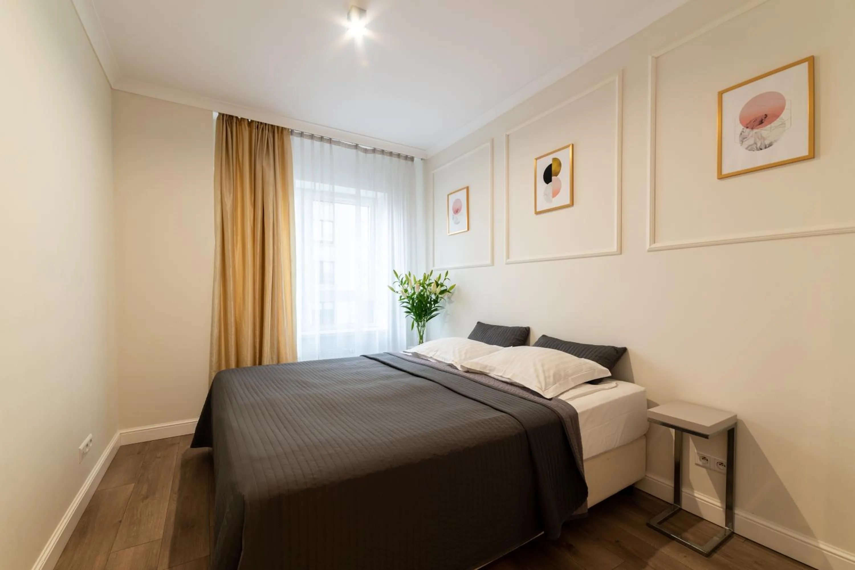 Bedroom, Bed in Platinum Towers E-Apartments