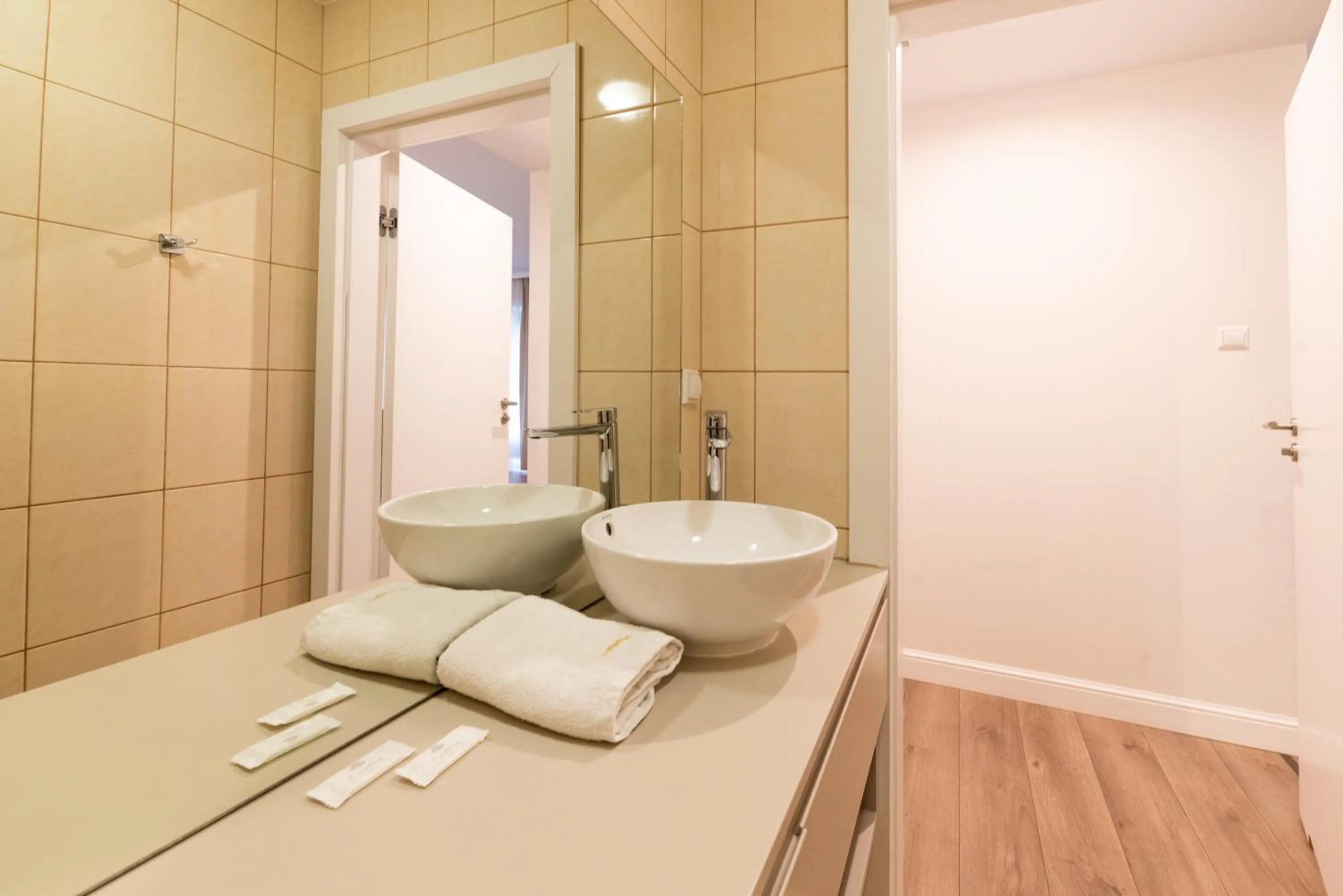 Bathroom in Platinum Towers E-Apartments