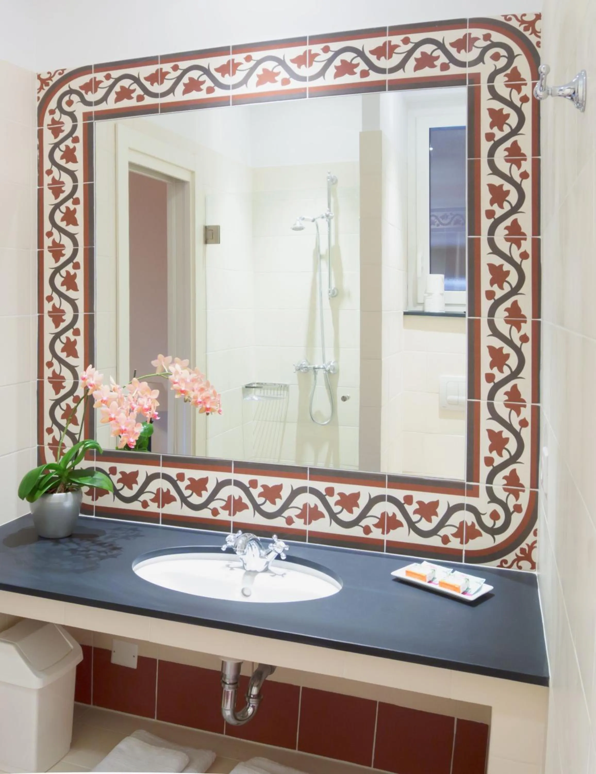 Bathroom in Hotel La Regence