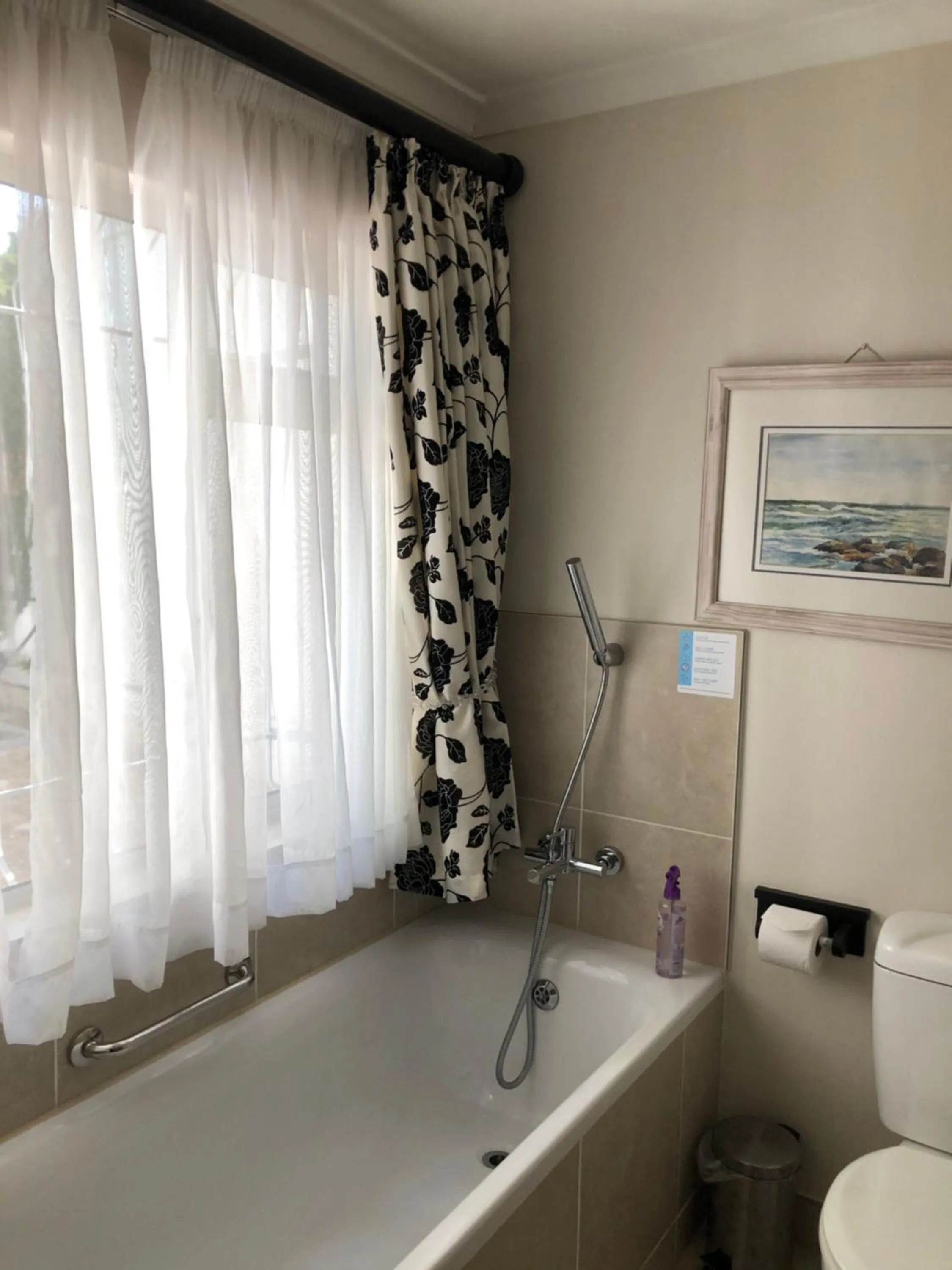 Bathroom in Alba House Guest House