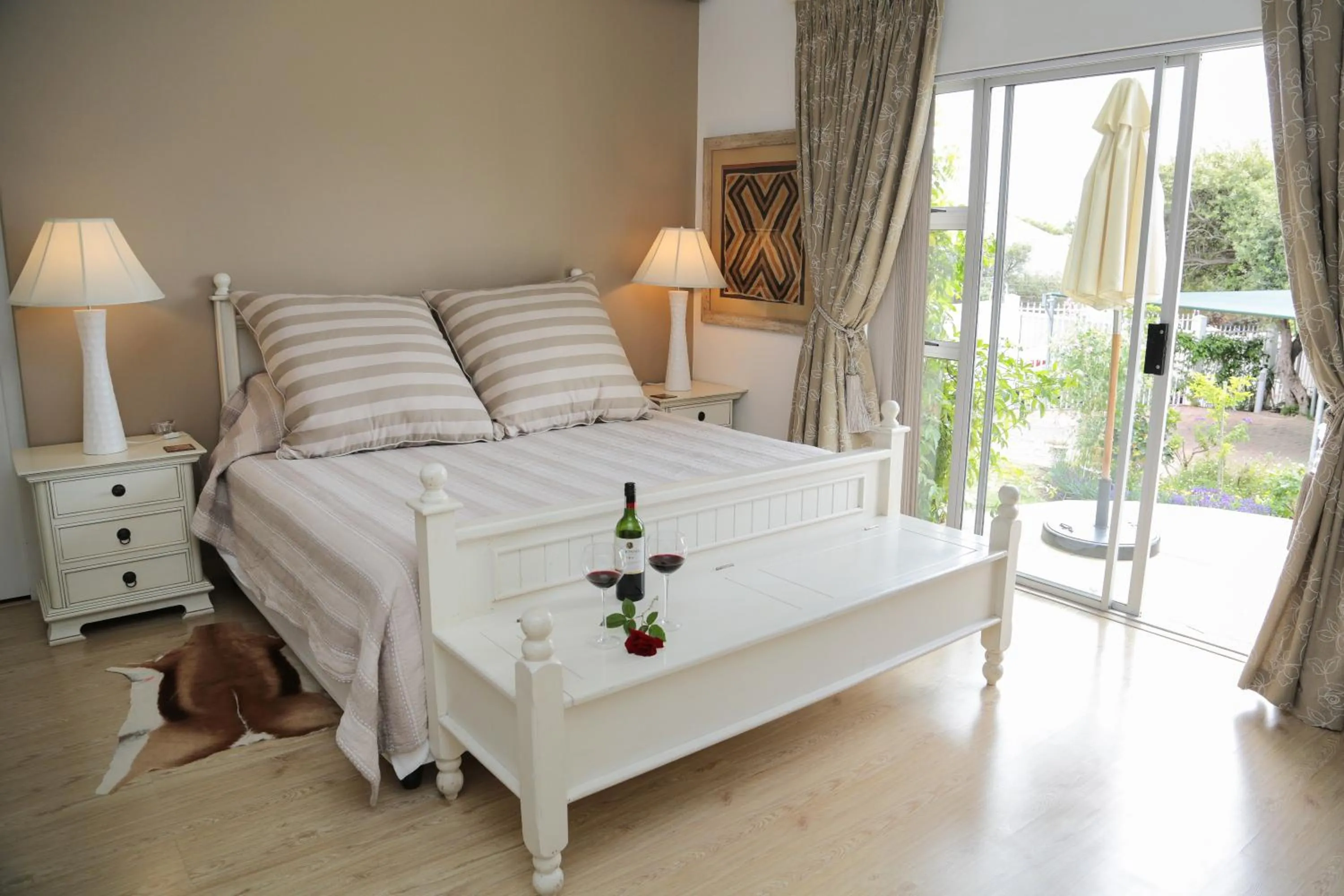 Bed in Alba House Guest House