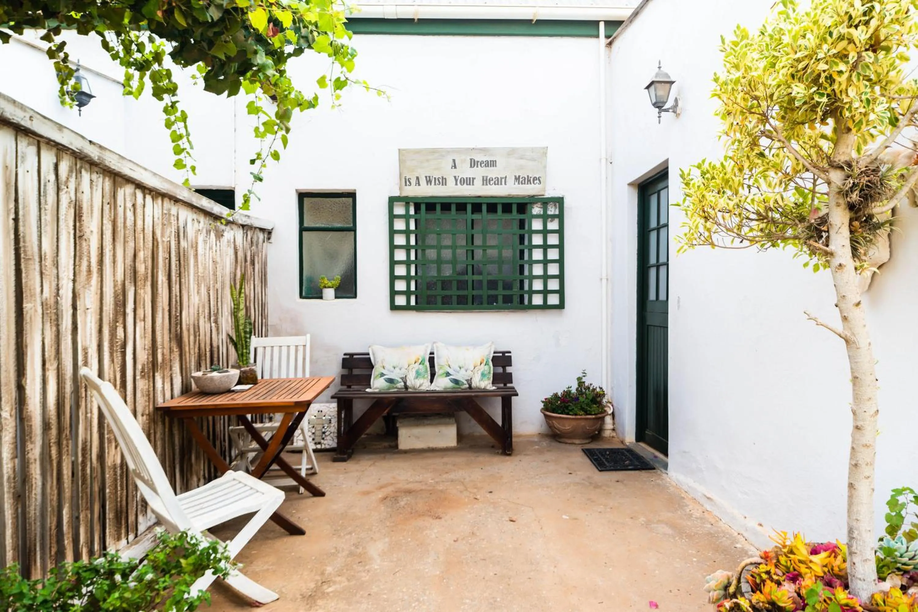 Melkboomsdrift Guest House & Conference Centre