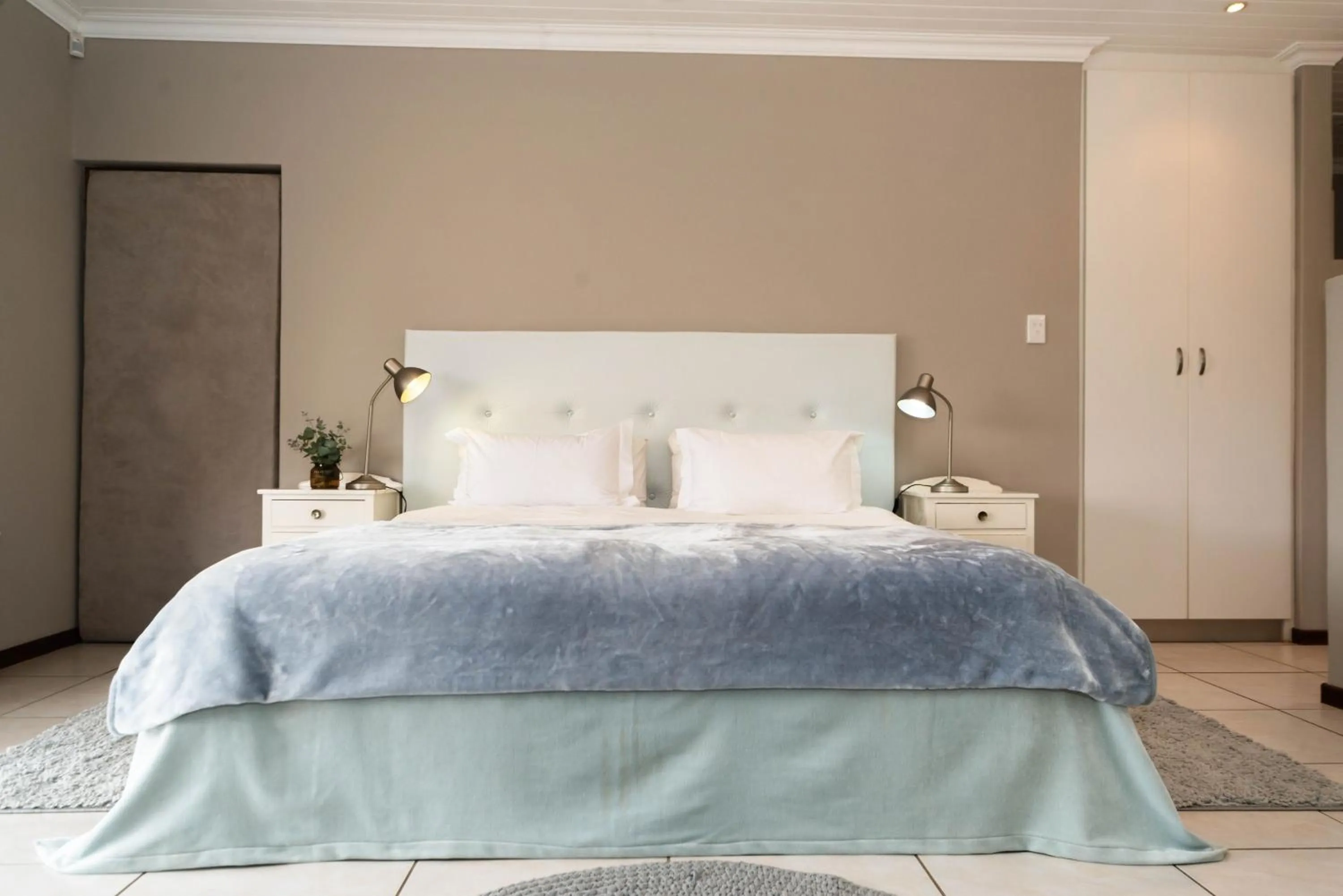 Bed in Melkboomsdrift Guest House & Conference Centre