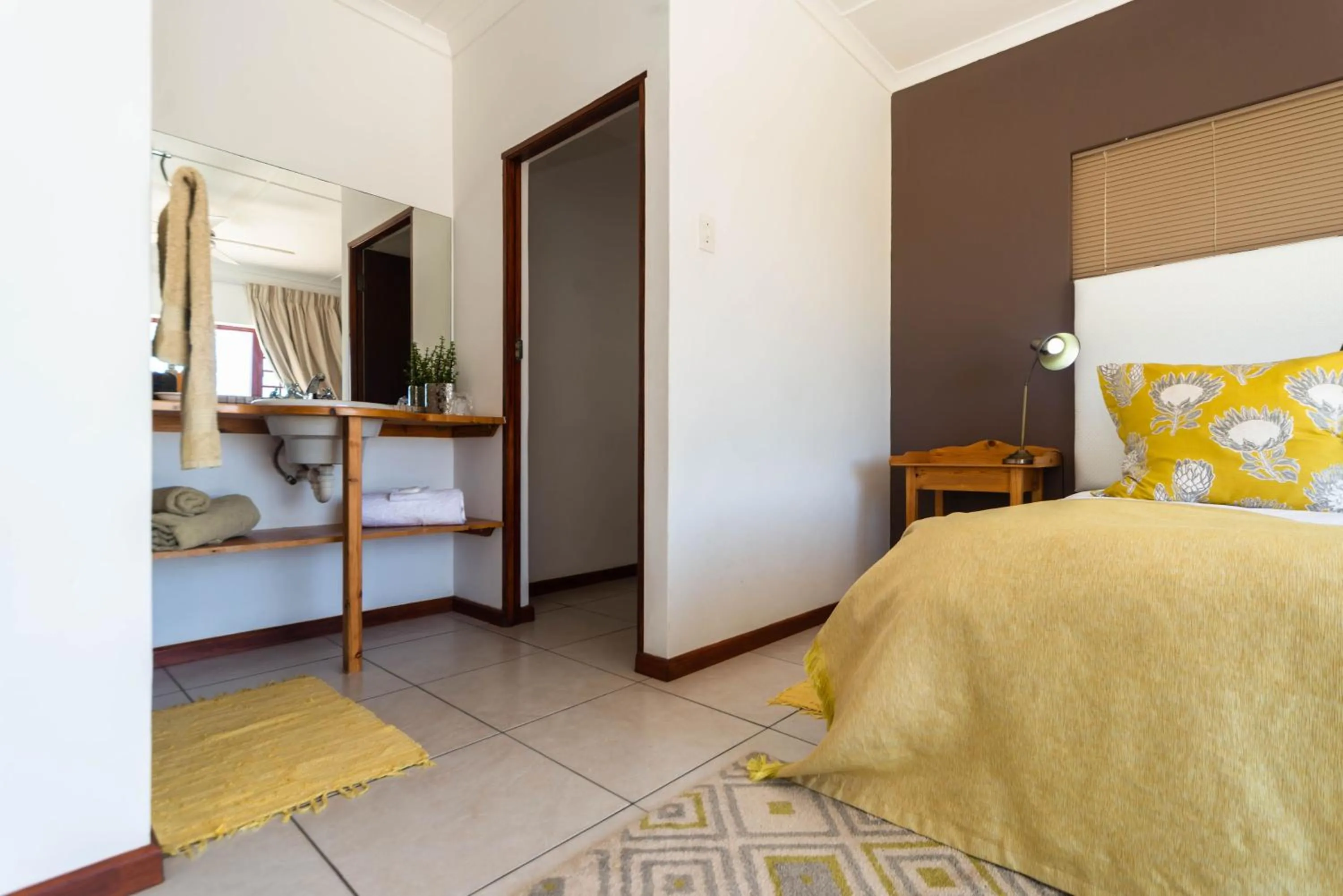 Bed in Melkboomsdrift Guest House & Conference Centre