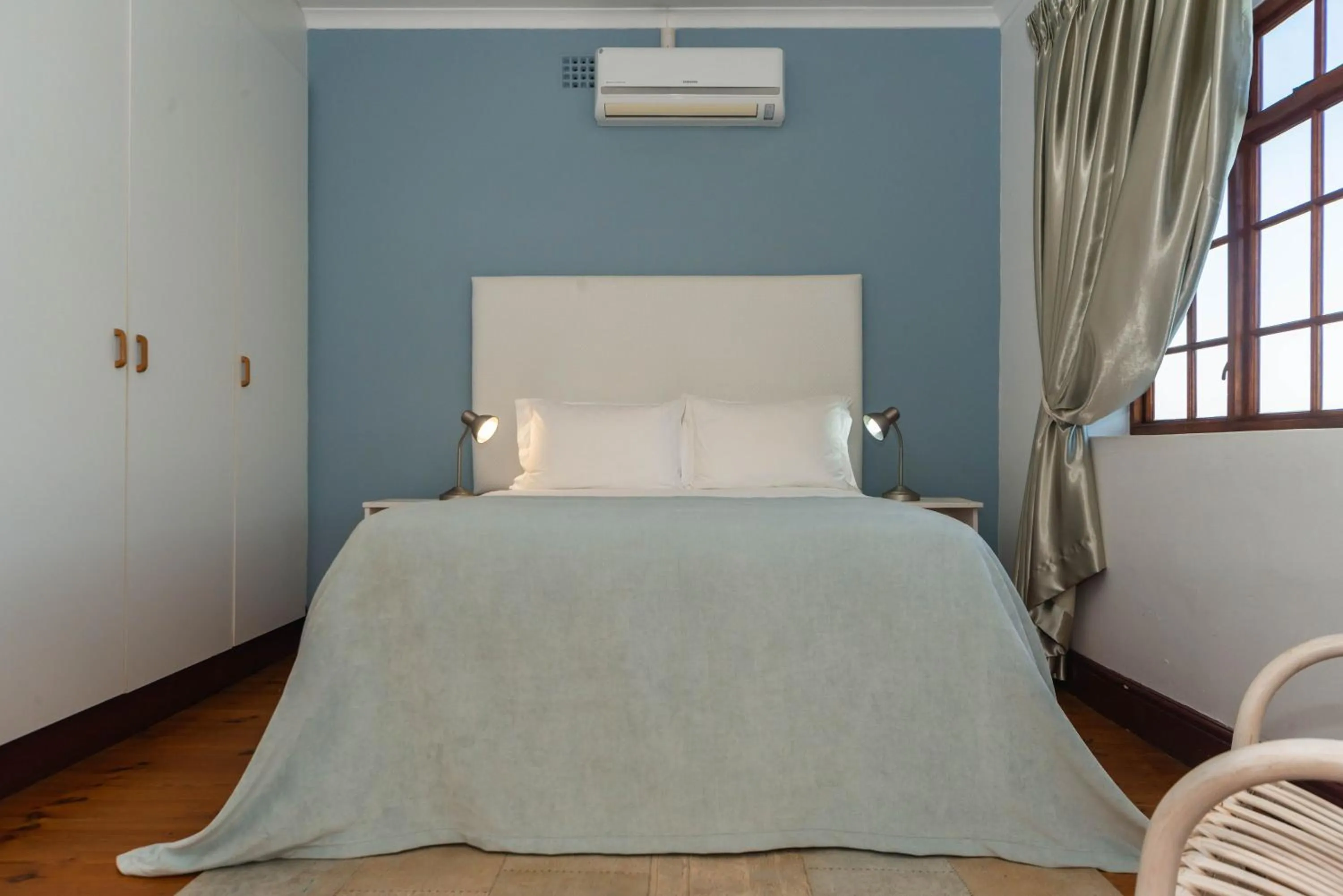 Bed in Melkboomsdrift Guest House & Conference Centre