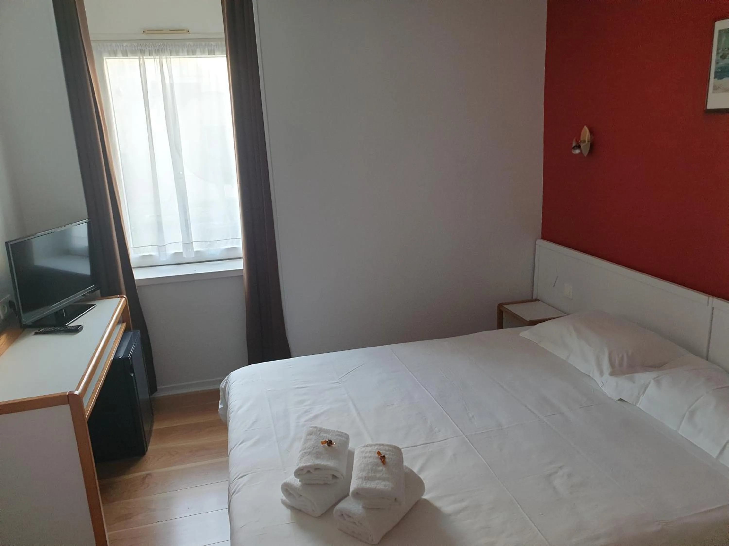 Bed in Hôtel Hermance