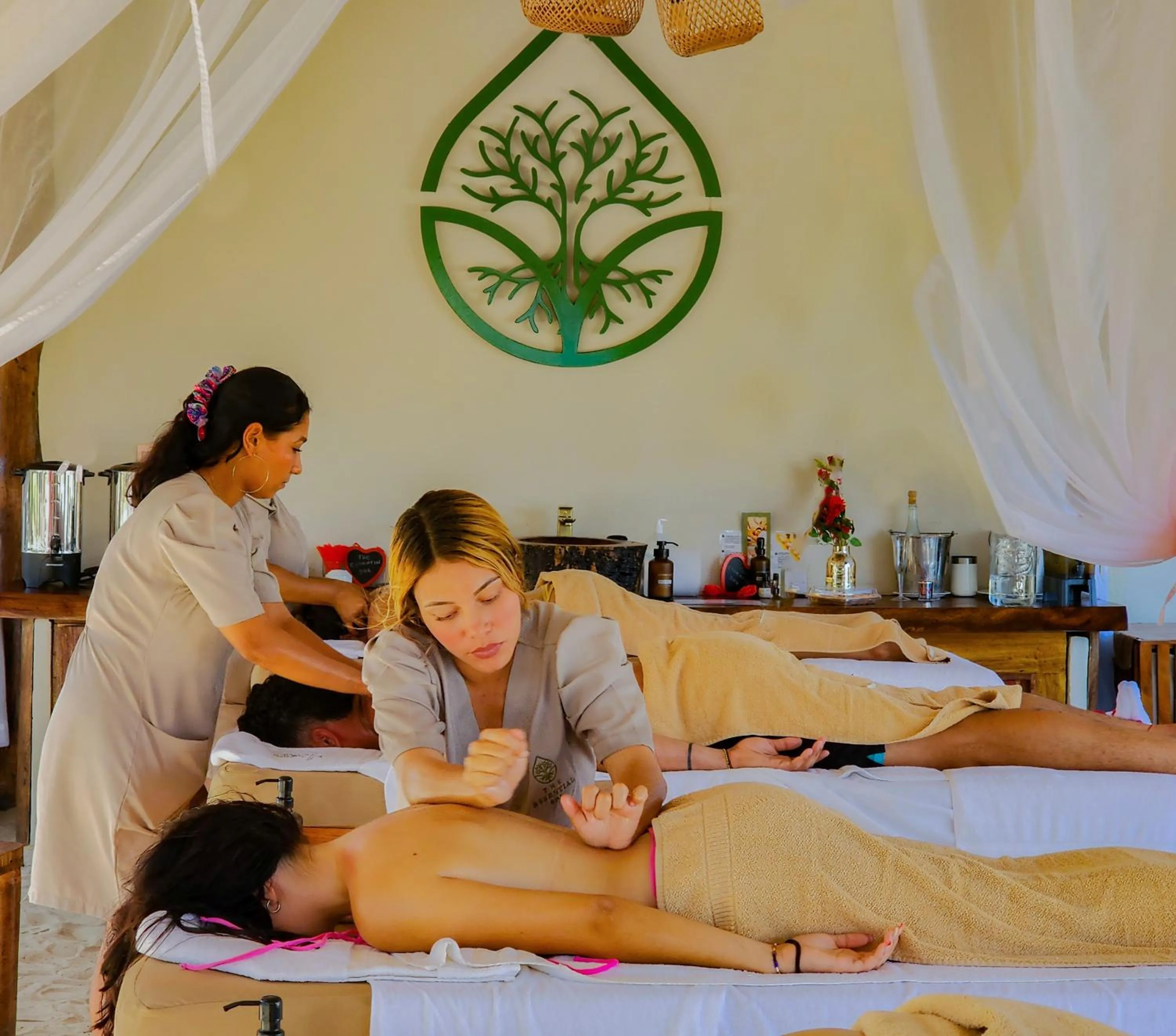 Massage in Sunsol Isla Caribe