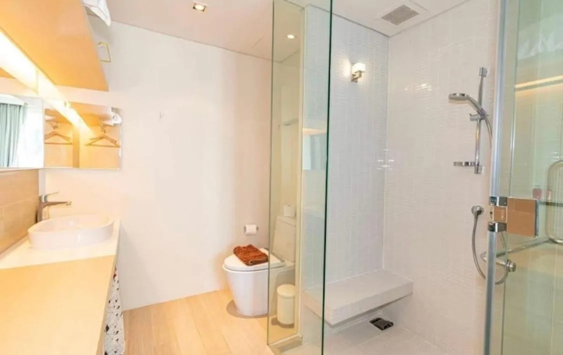 Bathroom in Veranda Residence Pattaya by IN