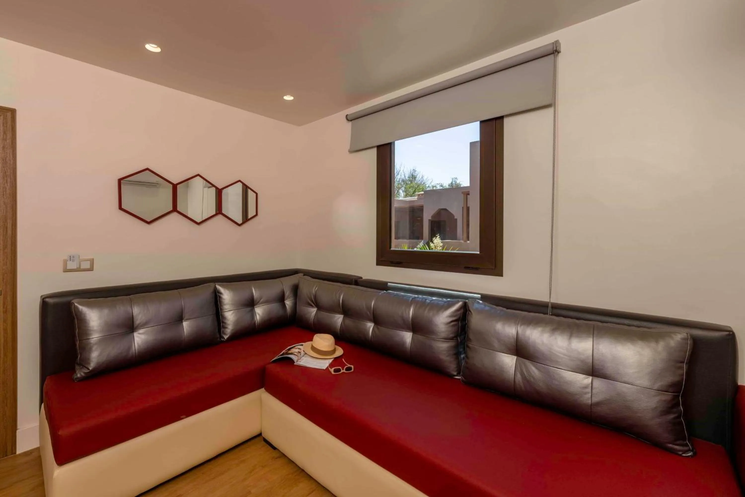 Photo of the whole room in Barceló Palmeraie Oasis Resort