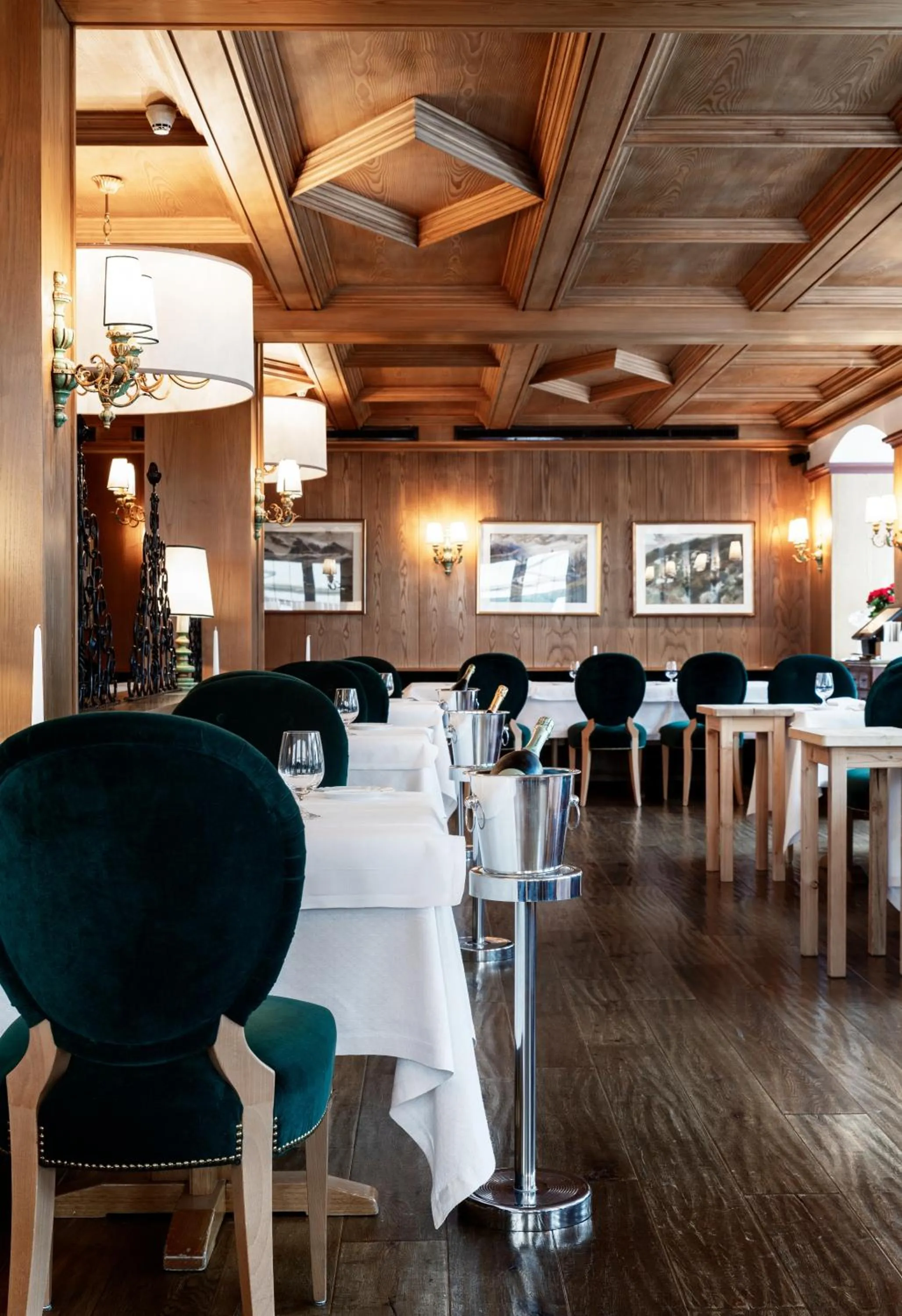Restaurant/places to eat in Hotel Tyrol
