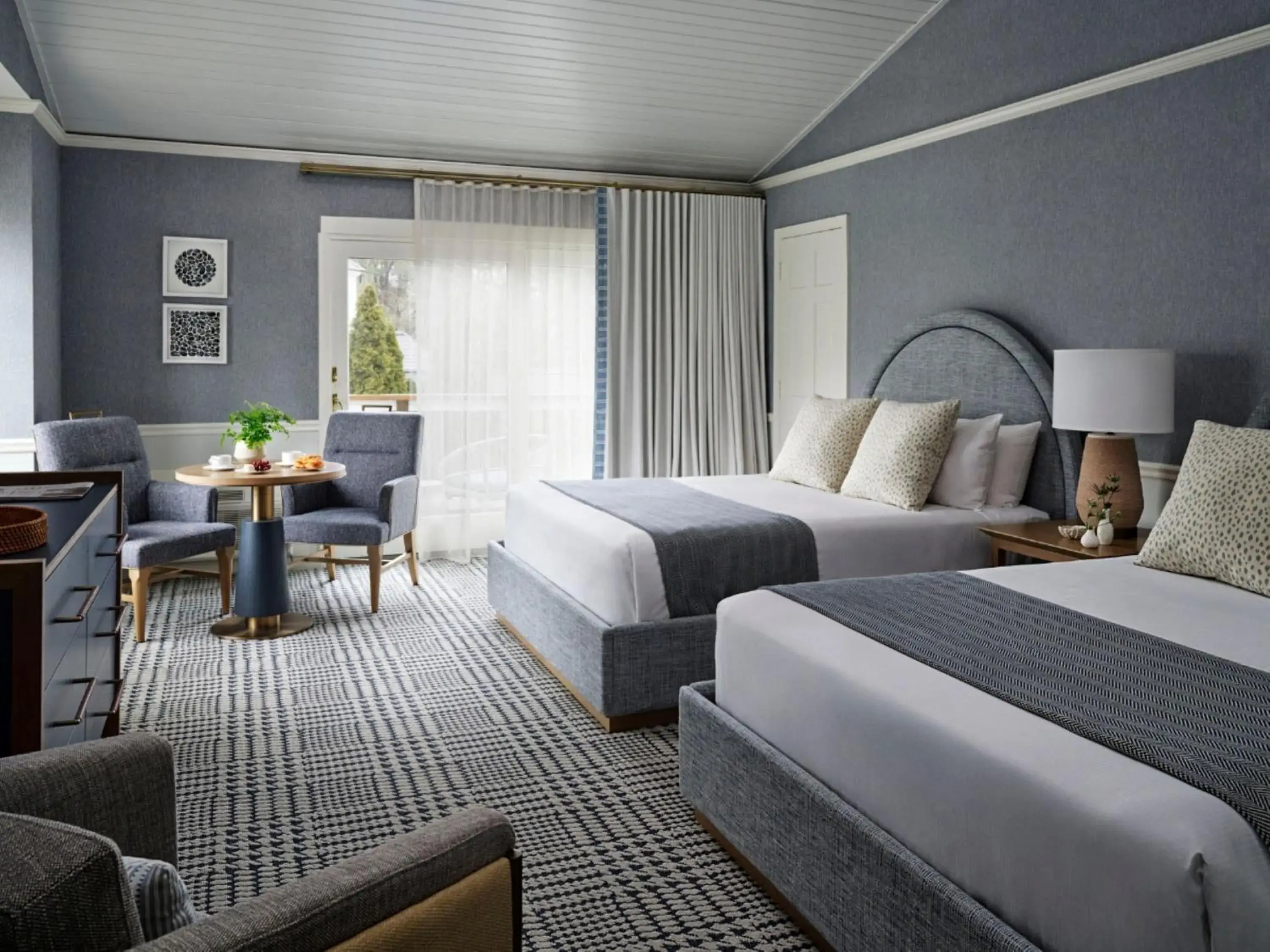 Queen Room with Garden View in Wequassett Resort and Golf Club Queen Room with Garden View in Wequassett Resort and Golf Club