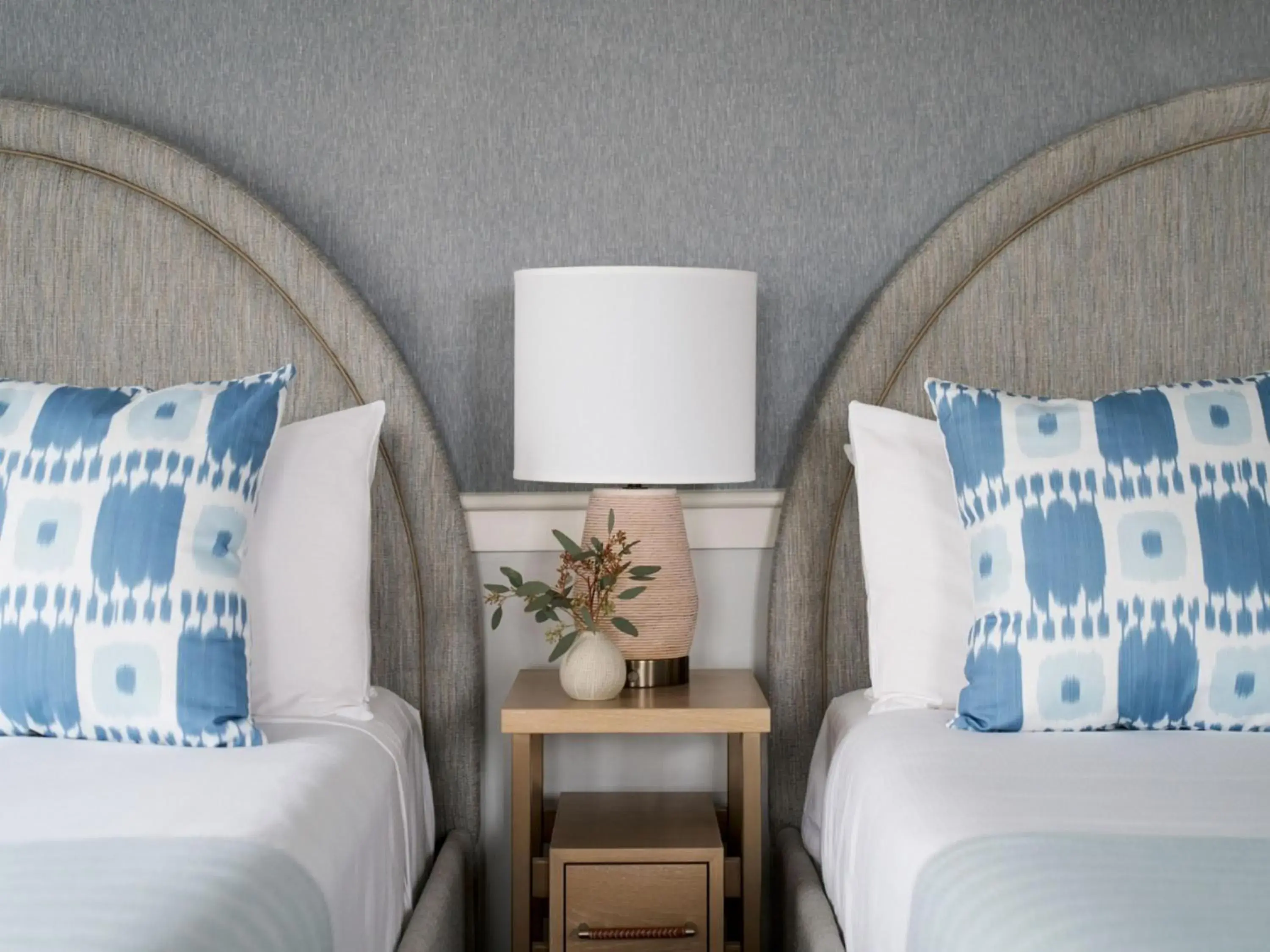 Queen Suite with Sea View in Wequassett Resort and Golf Club Queen Suite with Sea View in Wequassett Resort and Golf Club