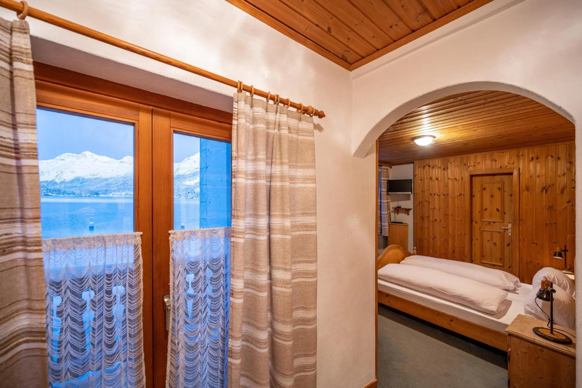 Photo of the whole room in Hotel Cristallina