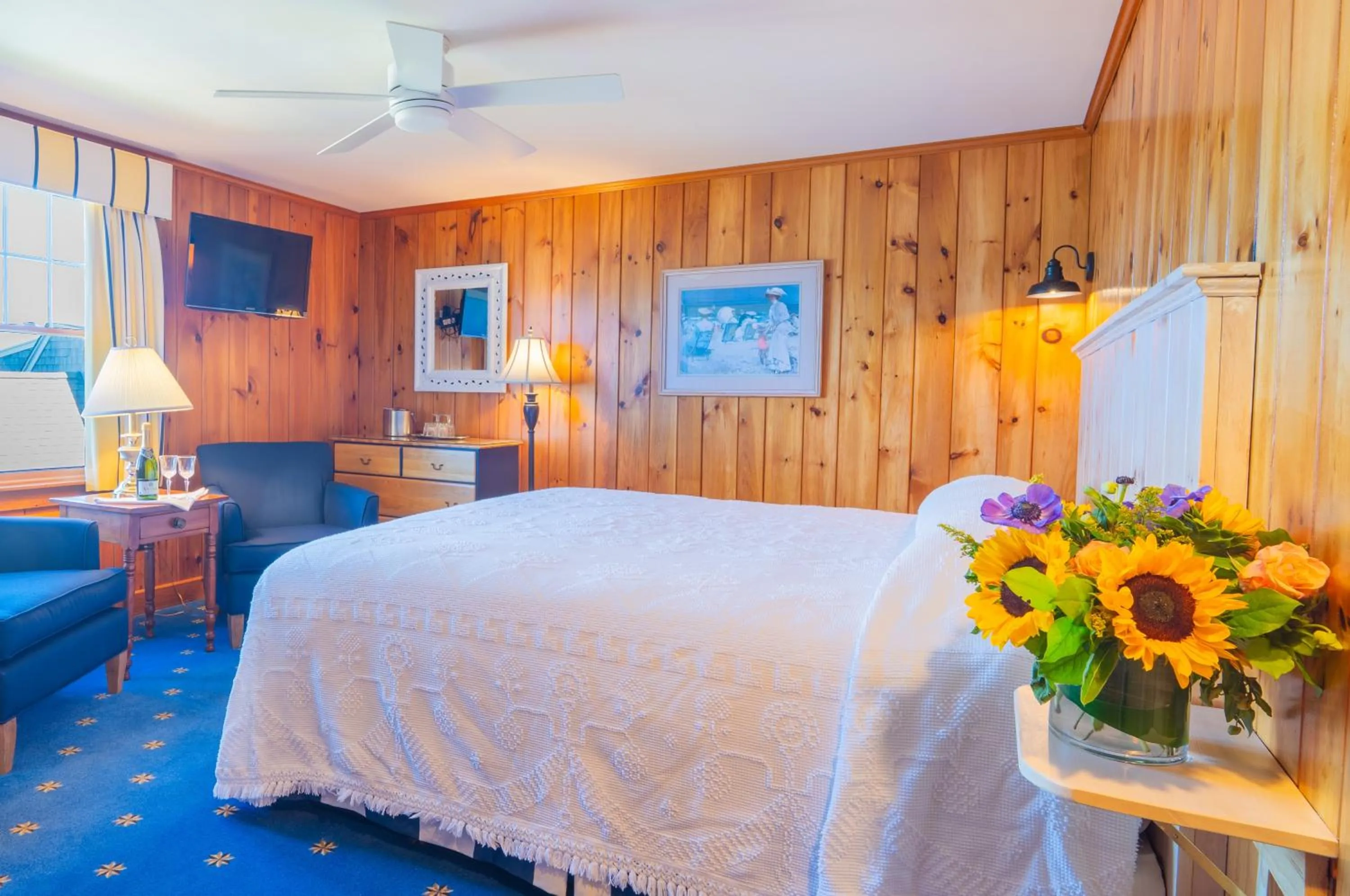 Bed in Winstead Beach Resort