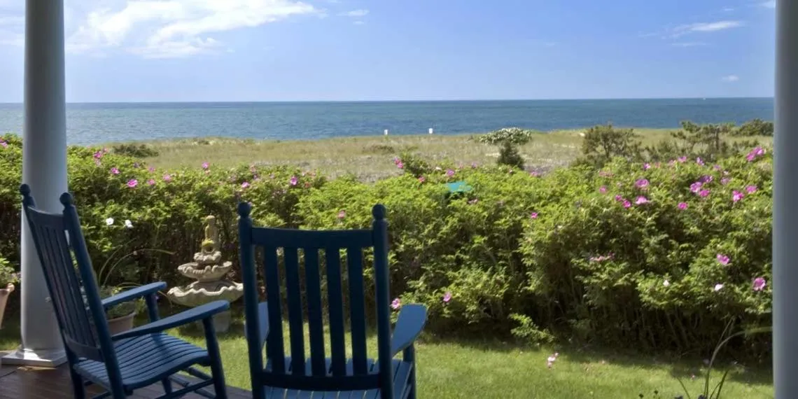 Decorative detail in Winstead Beach Resort