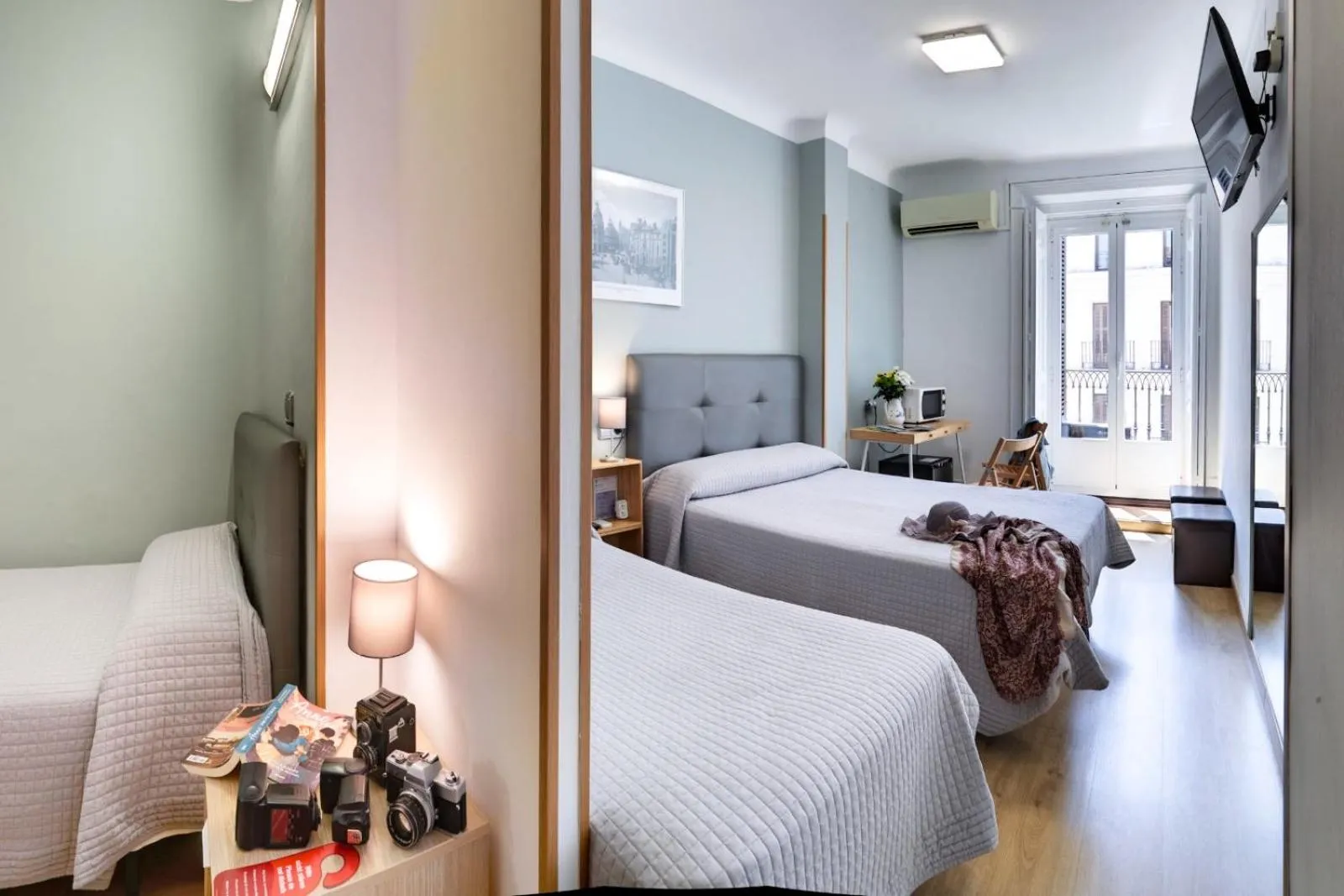 Photo of the whole room, Bed in Hostal Patria Madrid