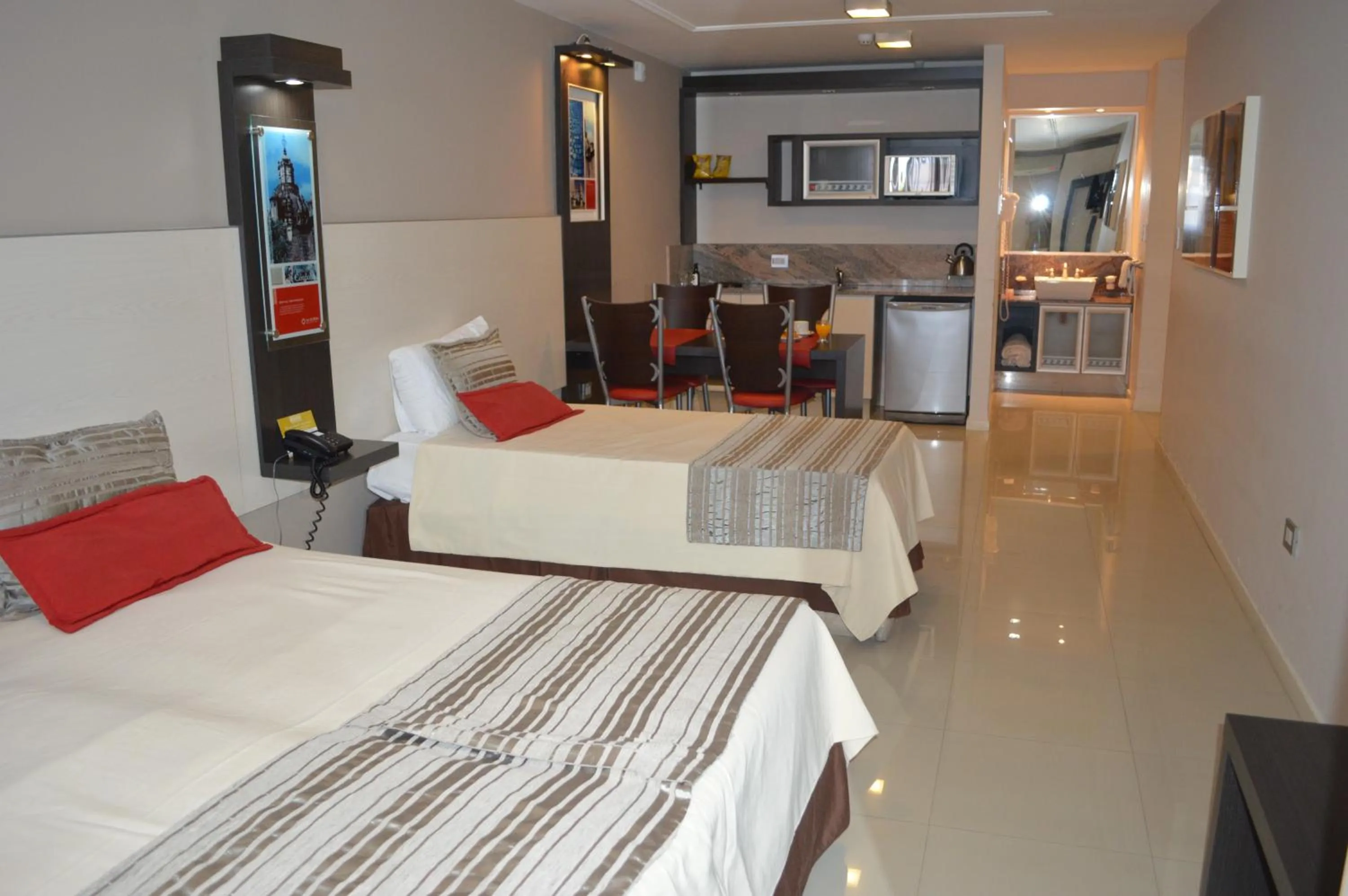 Photo of the whole room, Bed in Sol de Piedra Apart, Suites & Spa