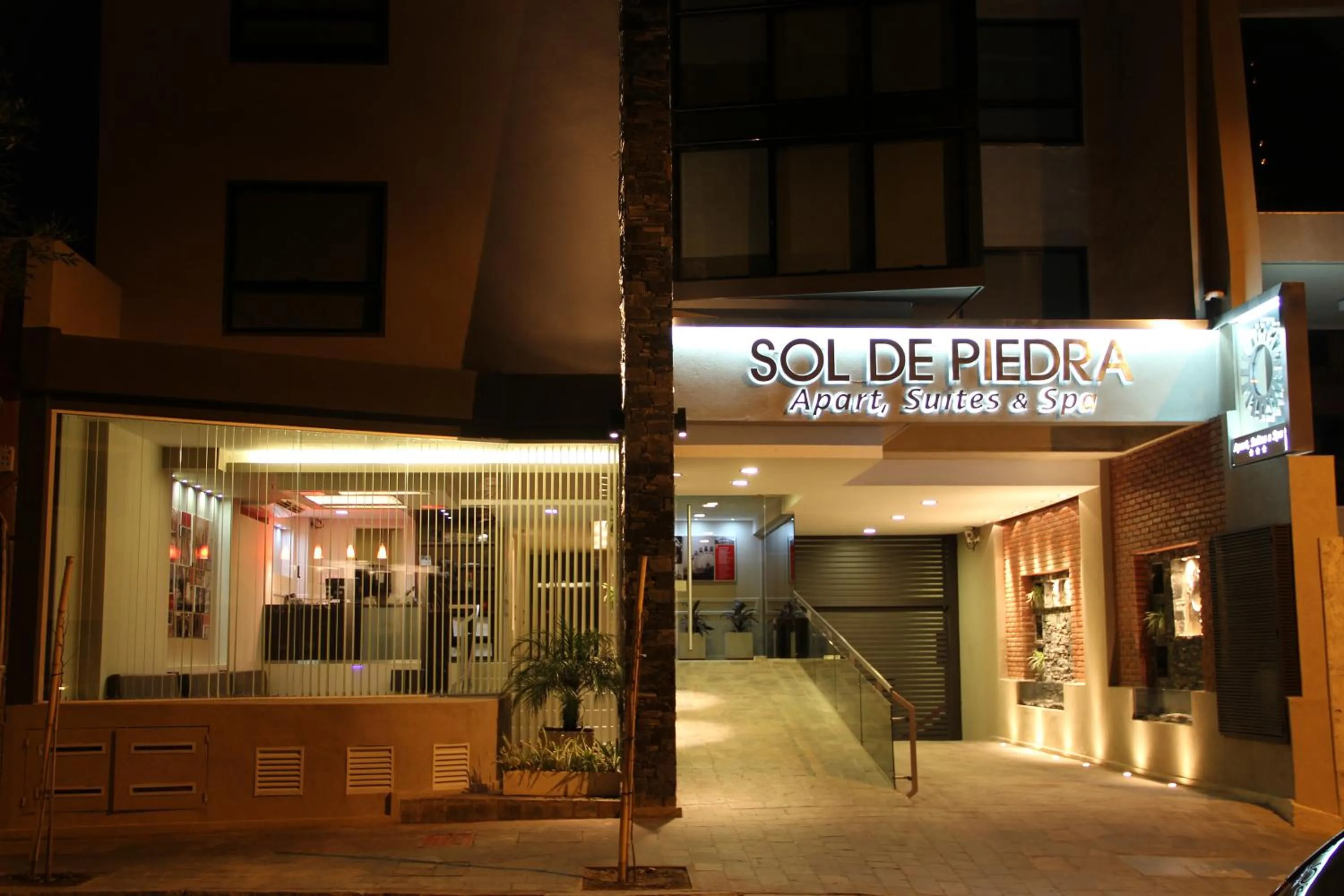 Facade/entrance in Sol de Piedra Apart, Suites & Spa