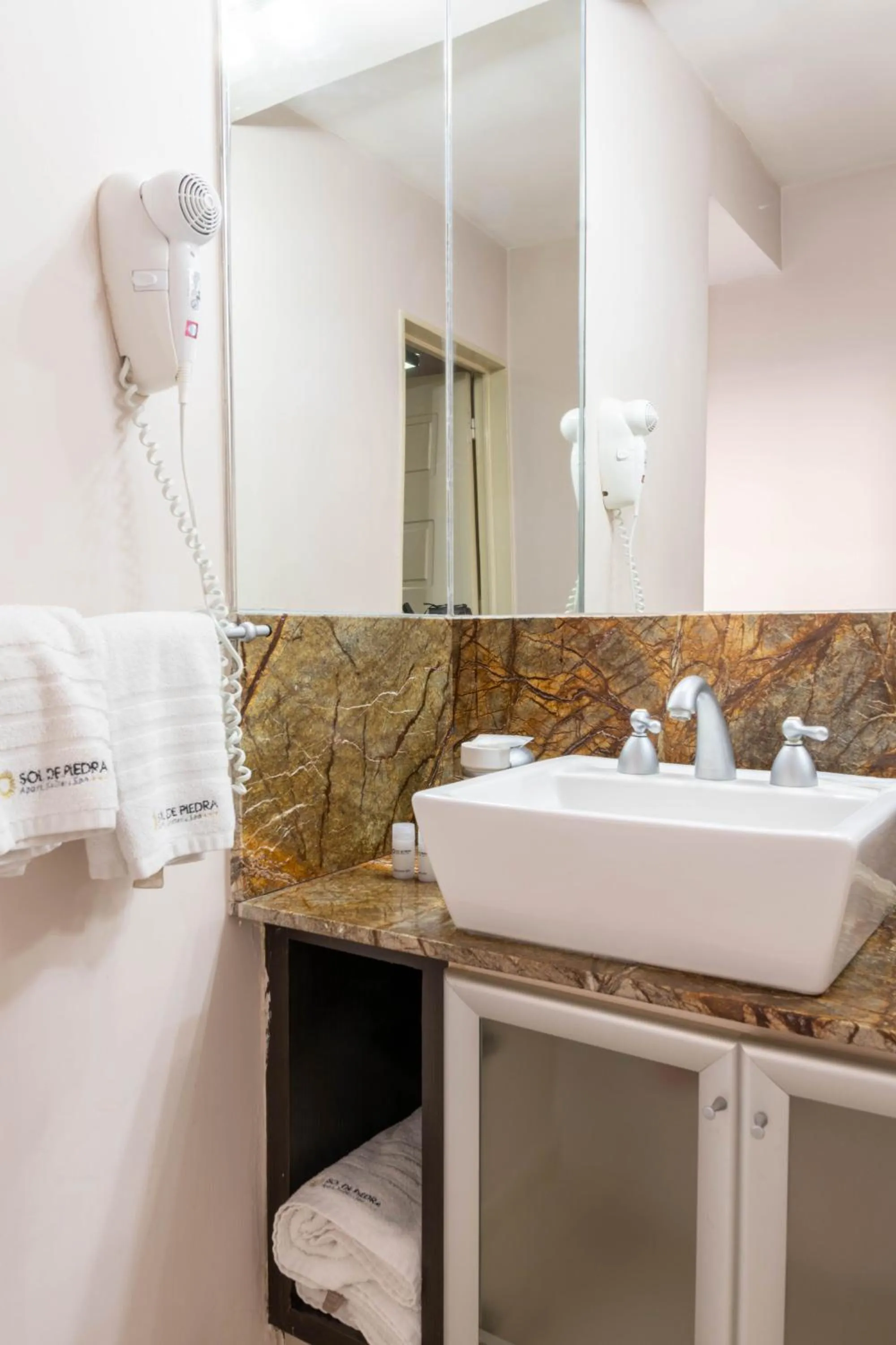 Sol de Piedra Apart, Suites & Spa