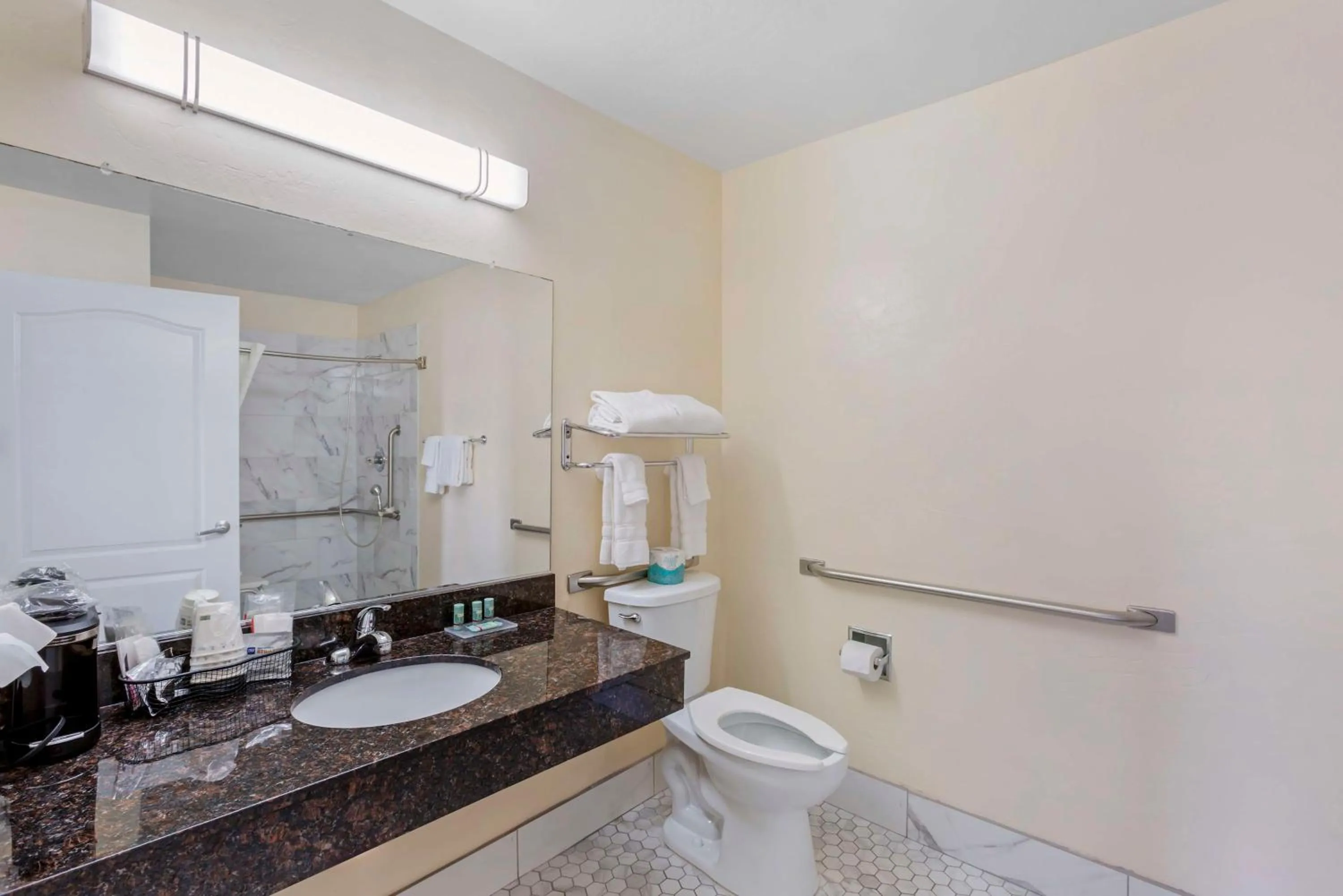 Bathroom in Best Western Superstition Springs Inn