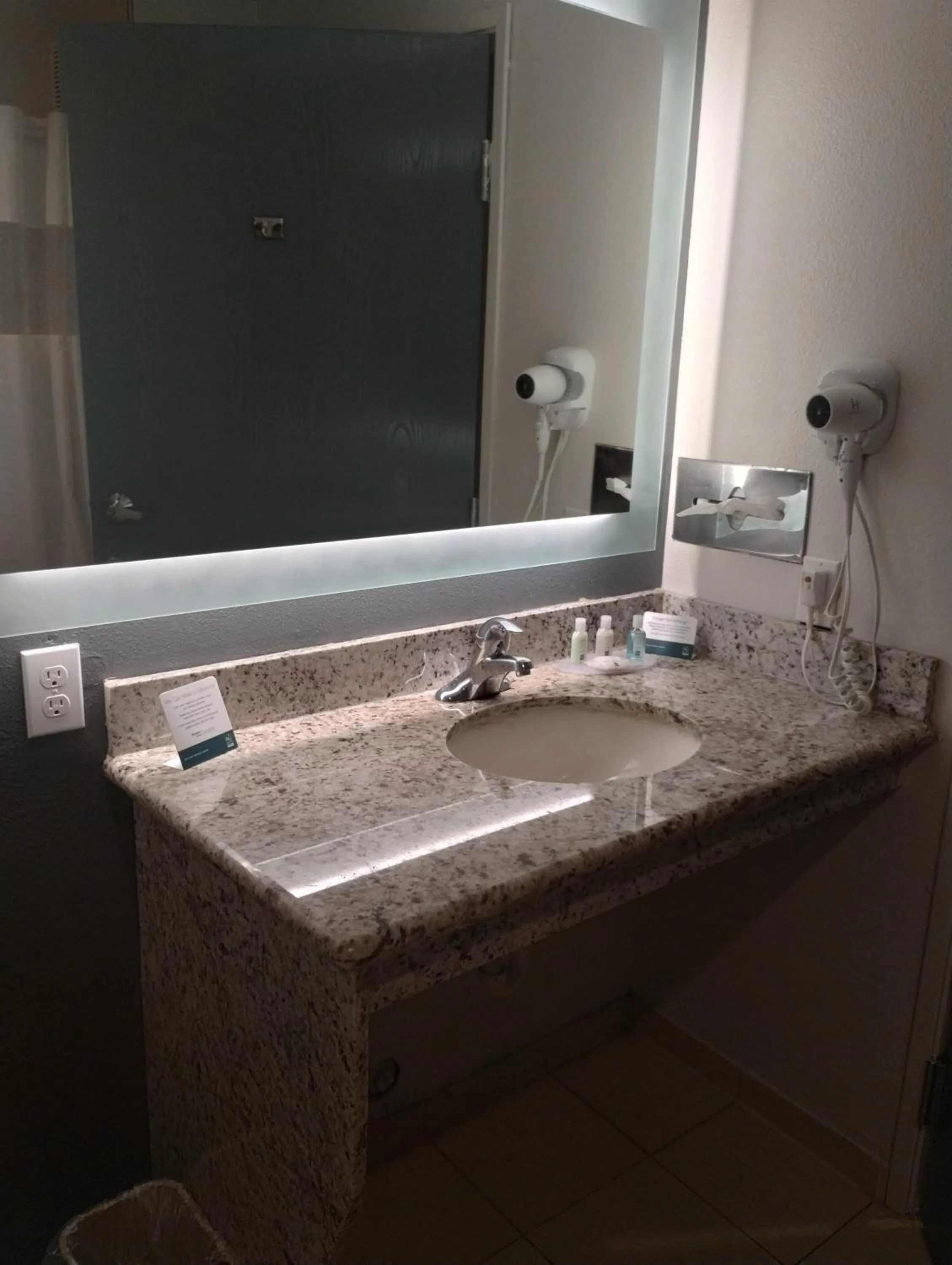 Bathroom in Quality Inn & Suites Wilsonville