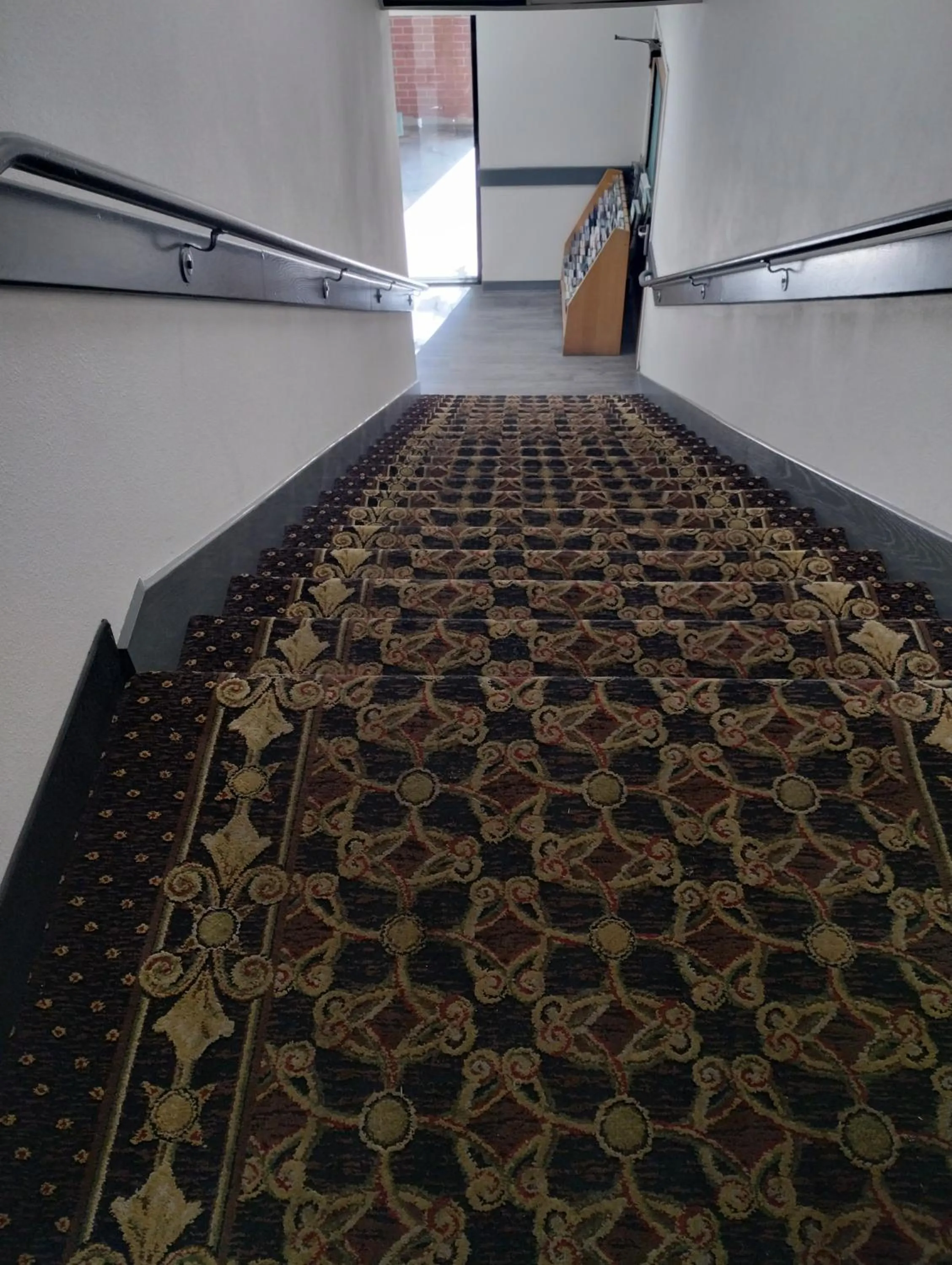 Property building, Bed in Quality Inn & Suites Wilsonville